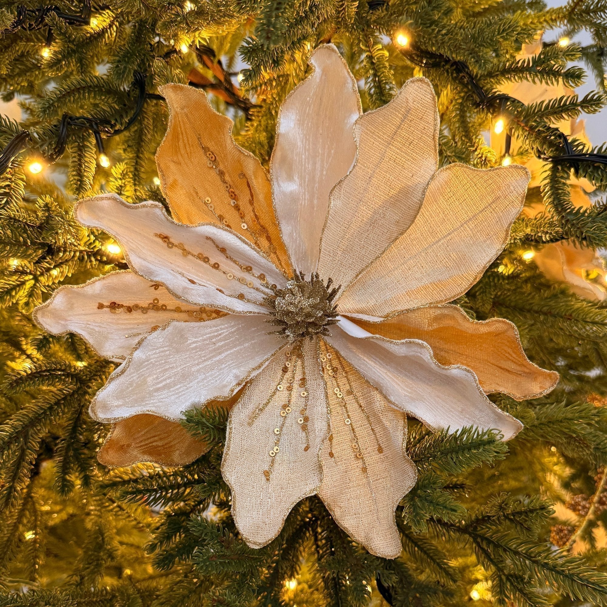 Magnolia Flower filler Gold And White - Set of 3 / Set of 6