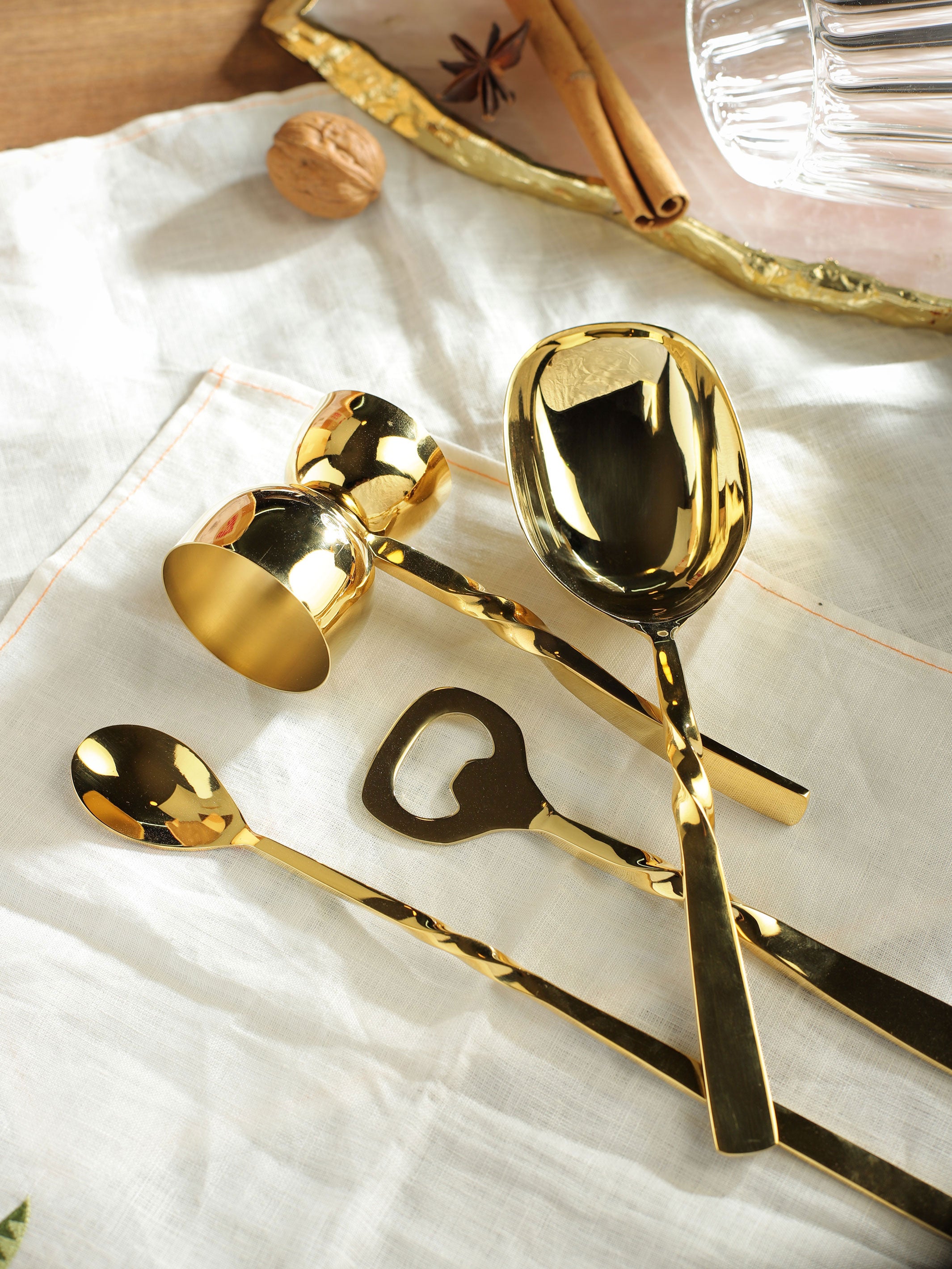 Bar Set of 4 - Twisted Gold