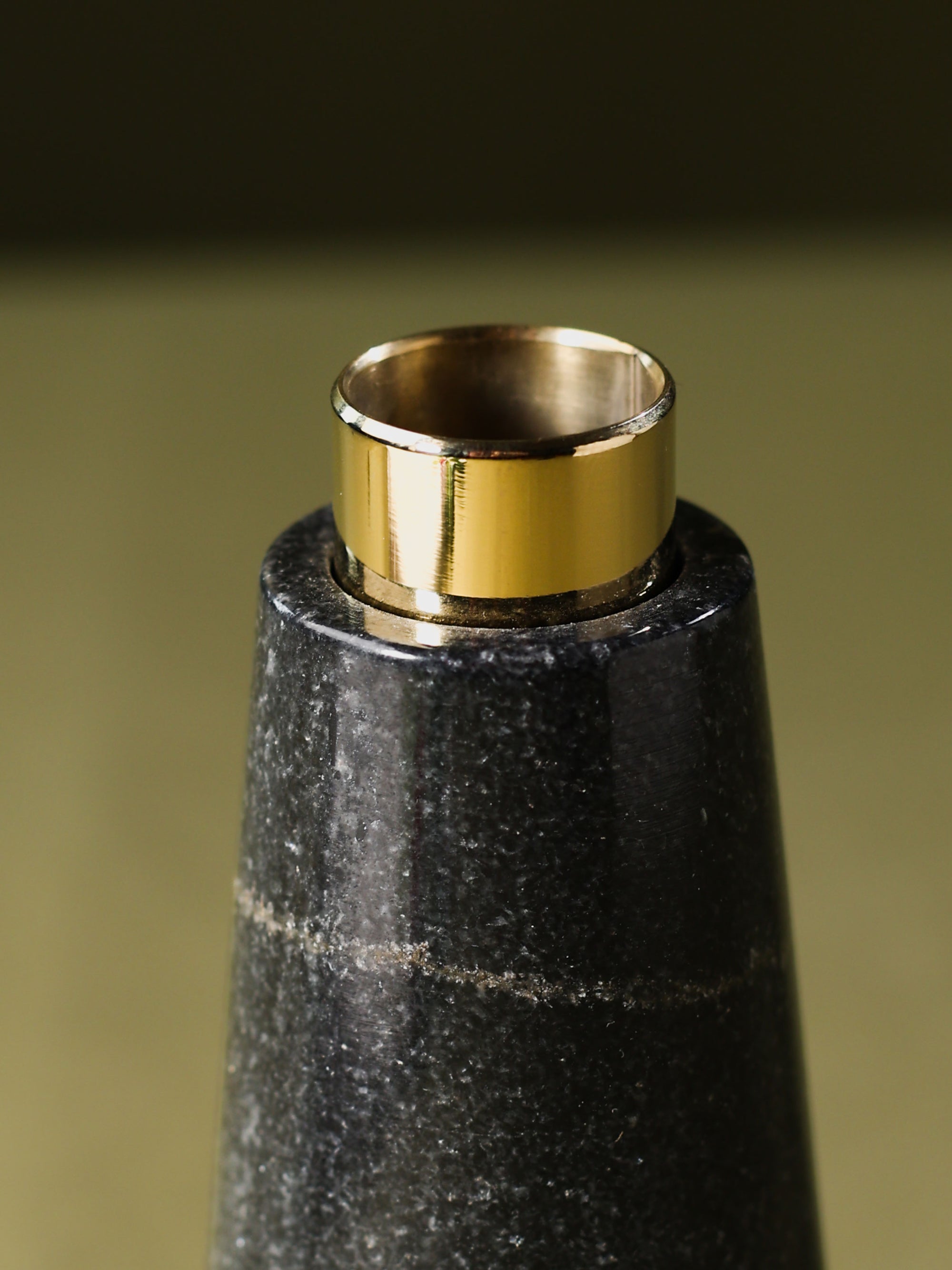 Marble Bud Vase Black