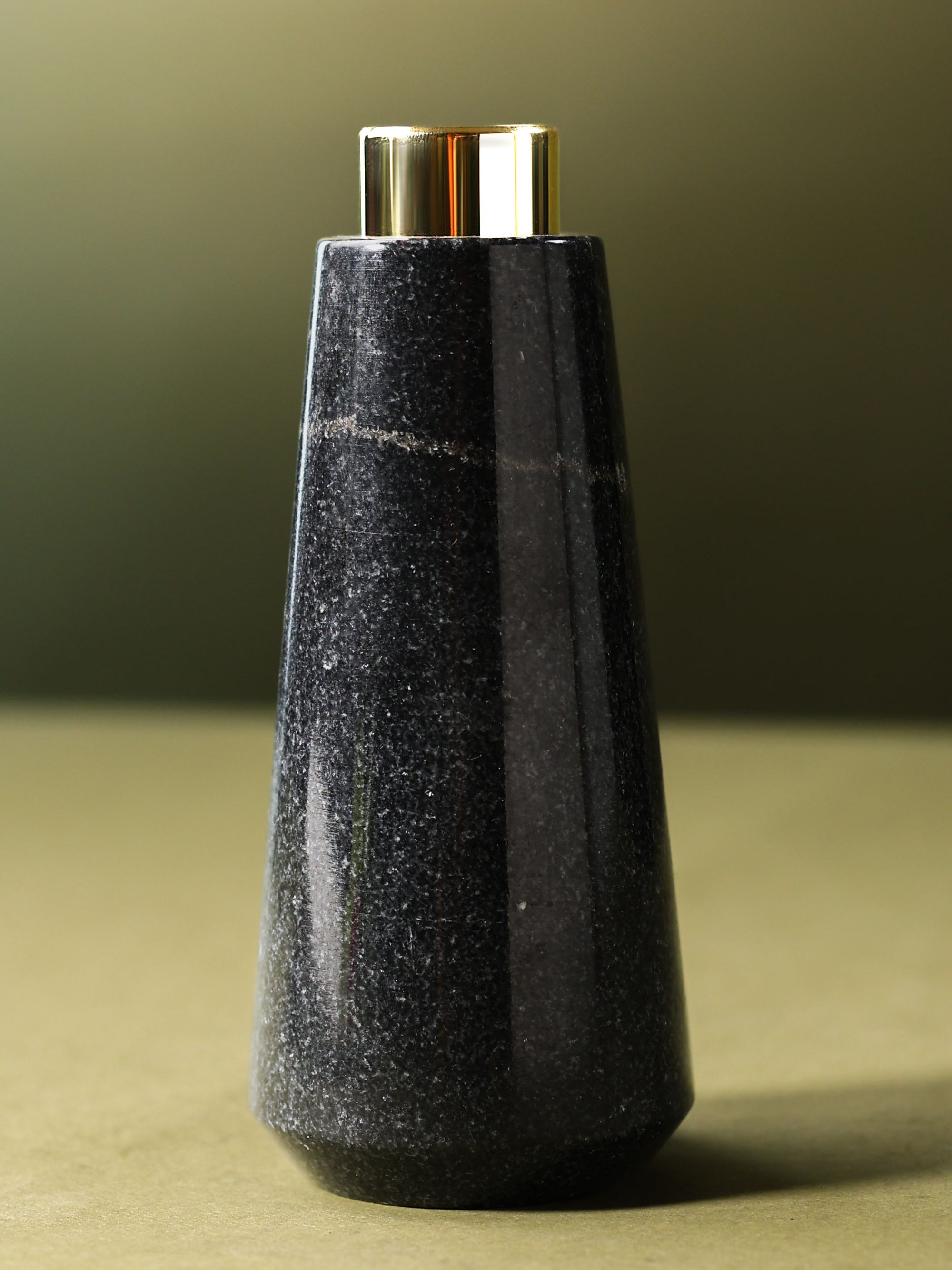 Marble Bud Vase Black