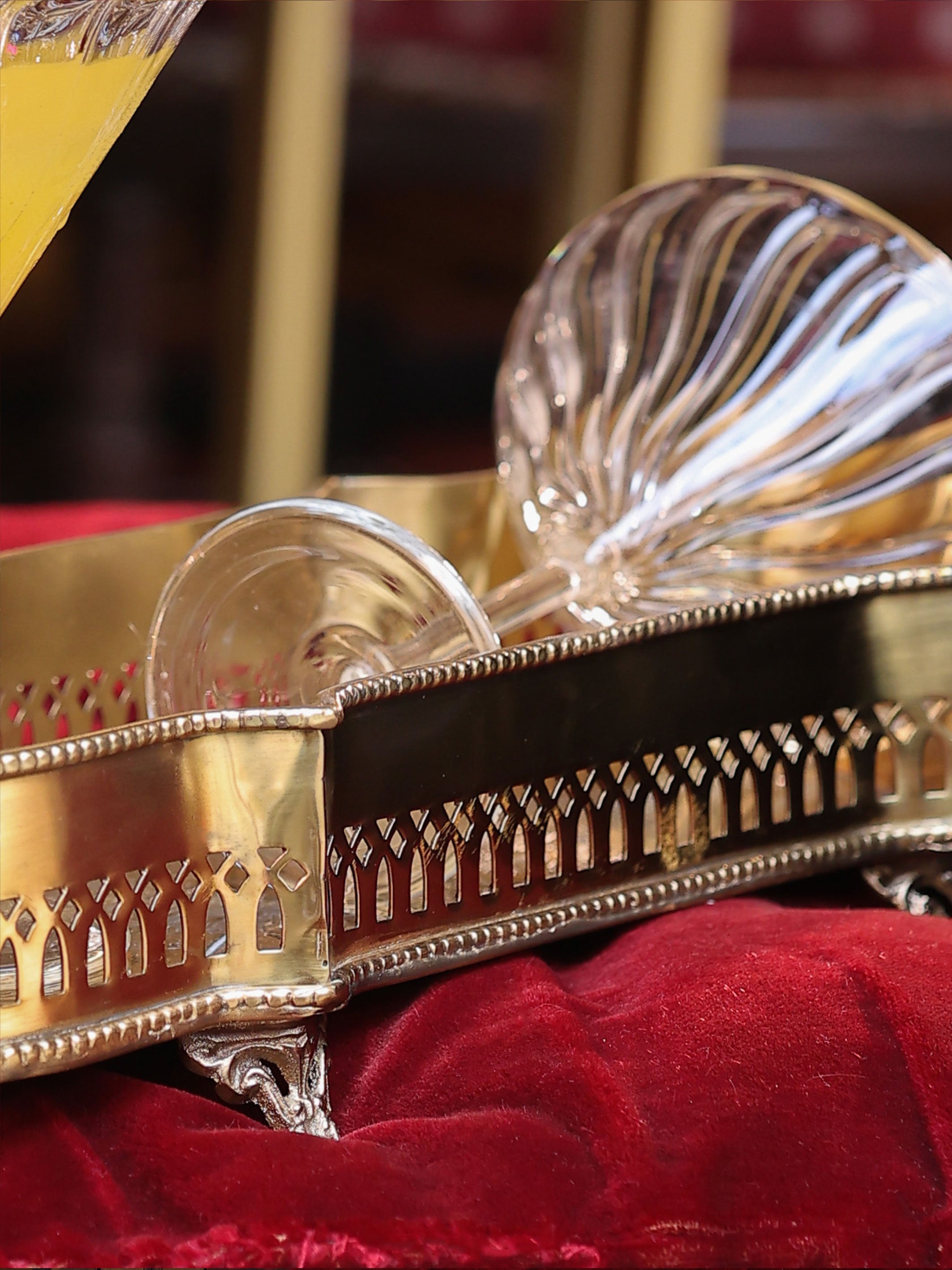 Victorian Rectangular Tray Gold