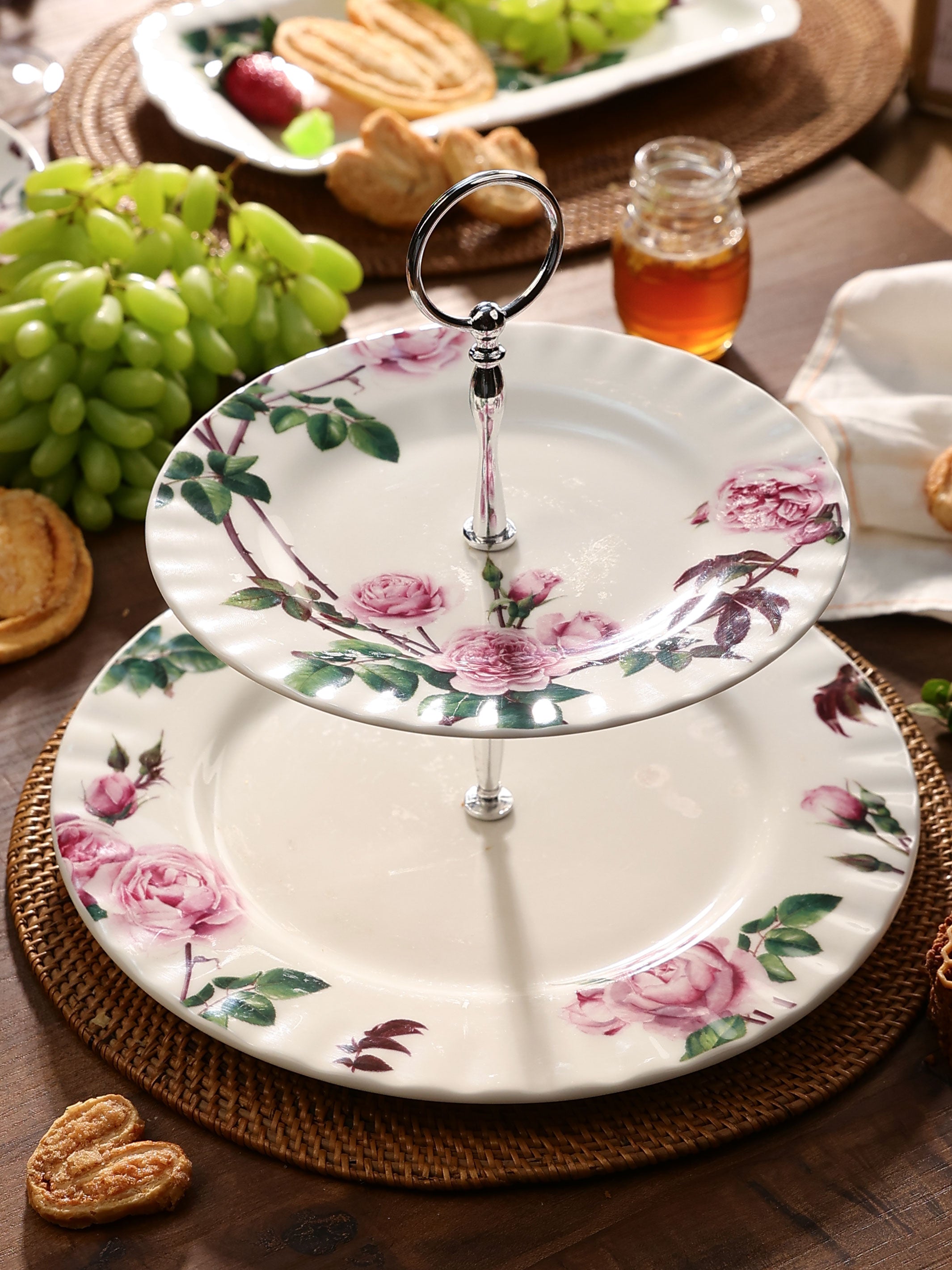 David Austen Roses 2 Tier Cakestand