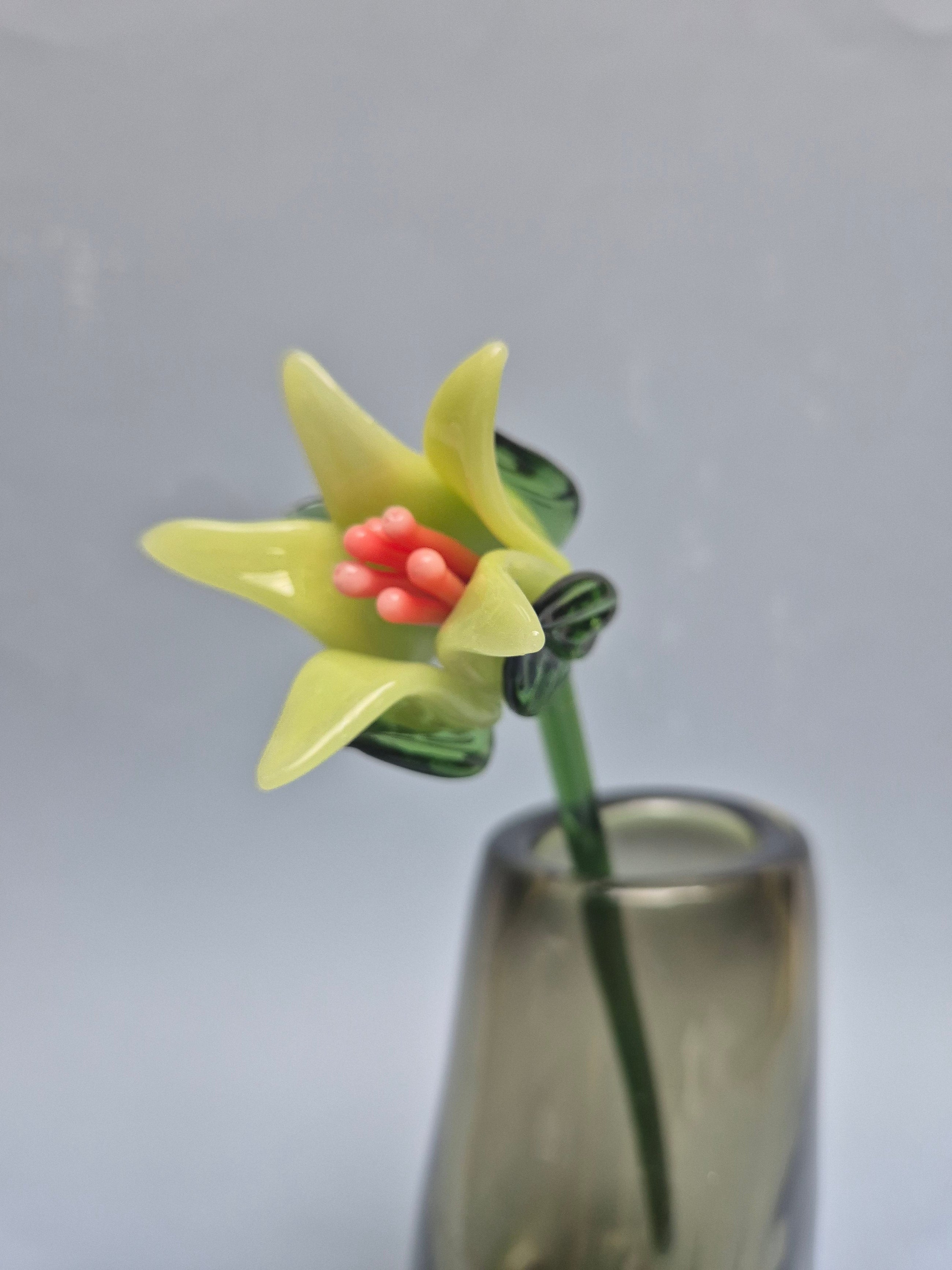 Tinsel Lily Glass Flower Stem - Lime Green
