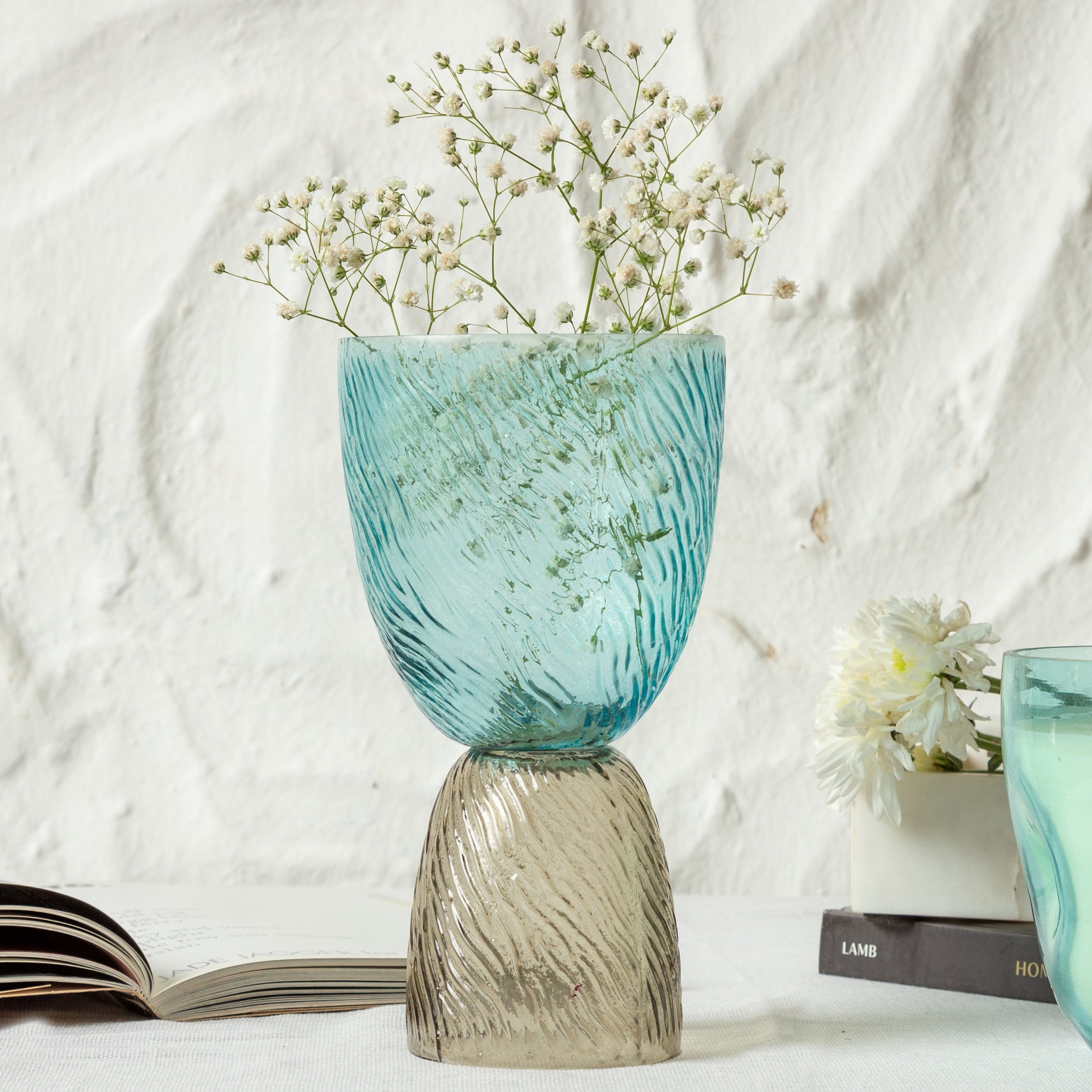 ADOR - GLASS VASE