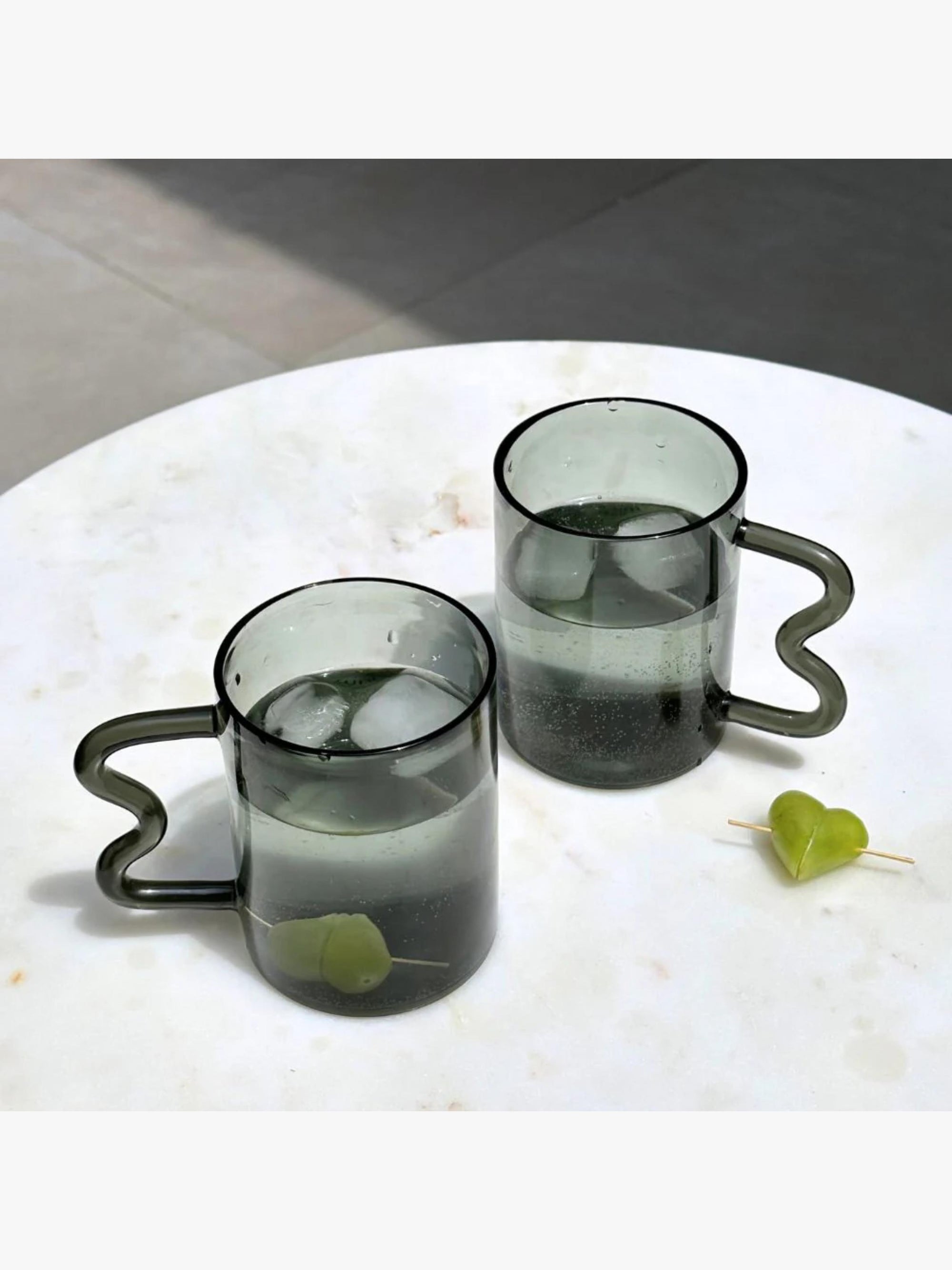 Swirl Glass Cup - Grey Handle