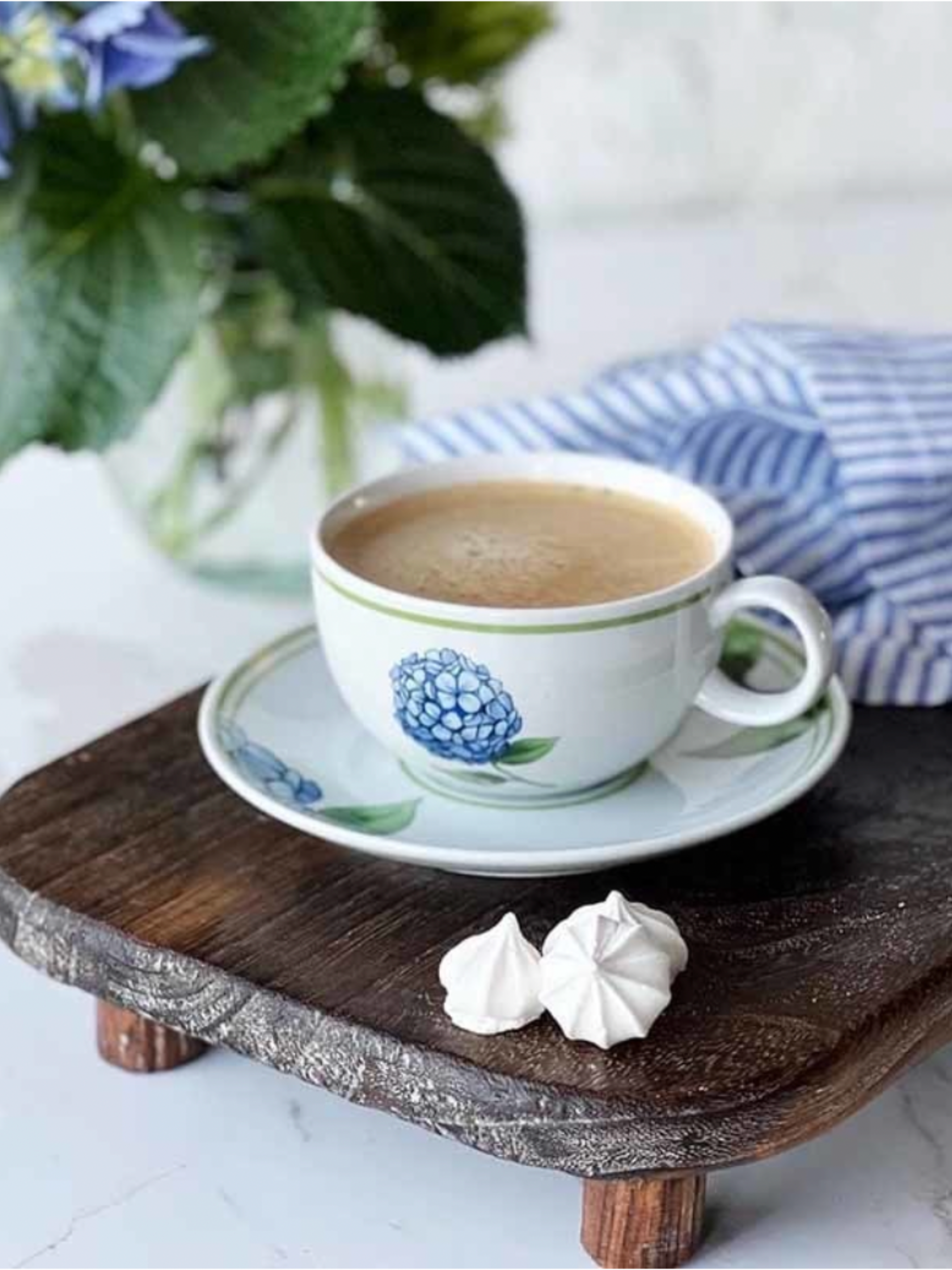 Mai Tea Cups (Gift Box Set of 2)