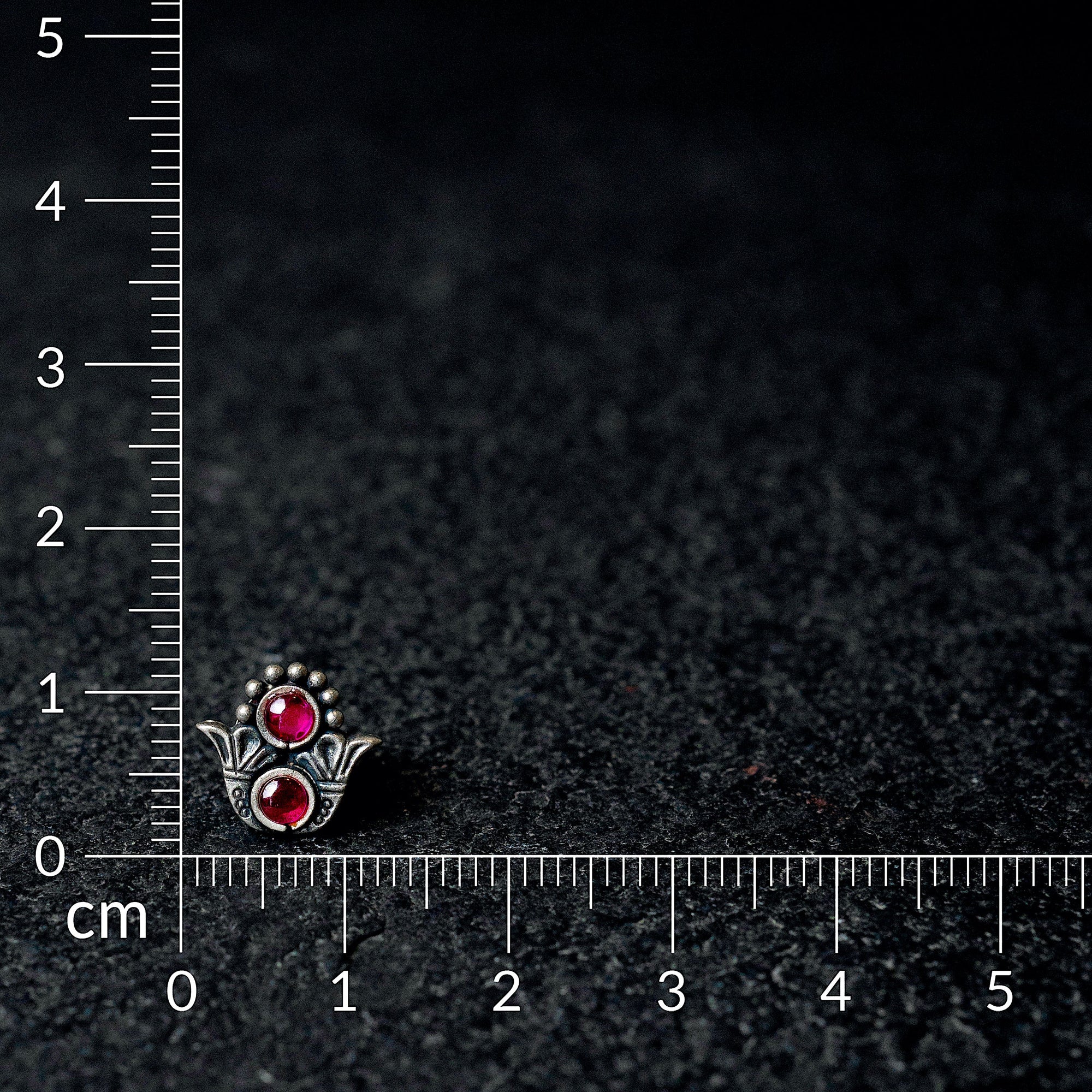 Rangdari studs