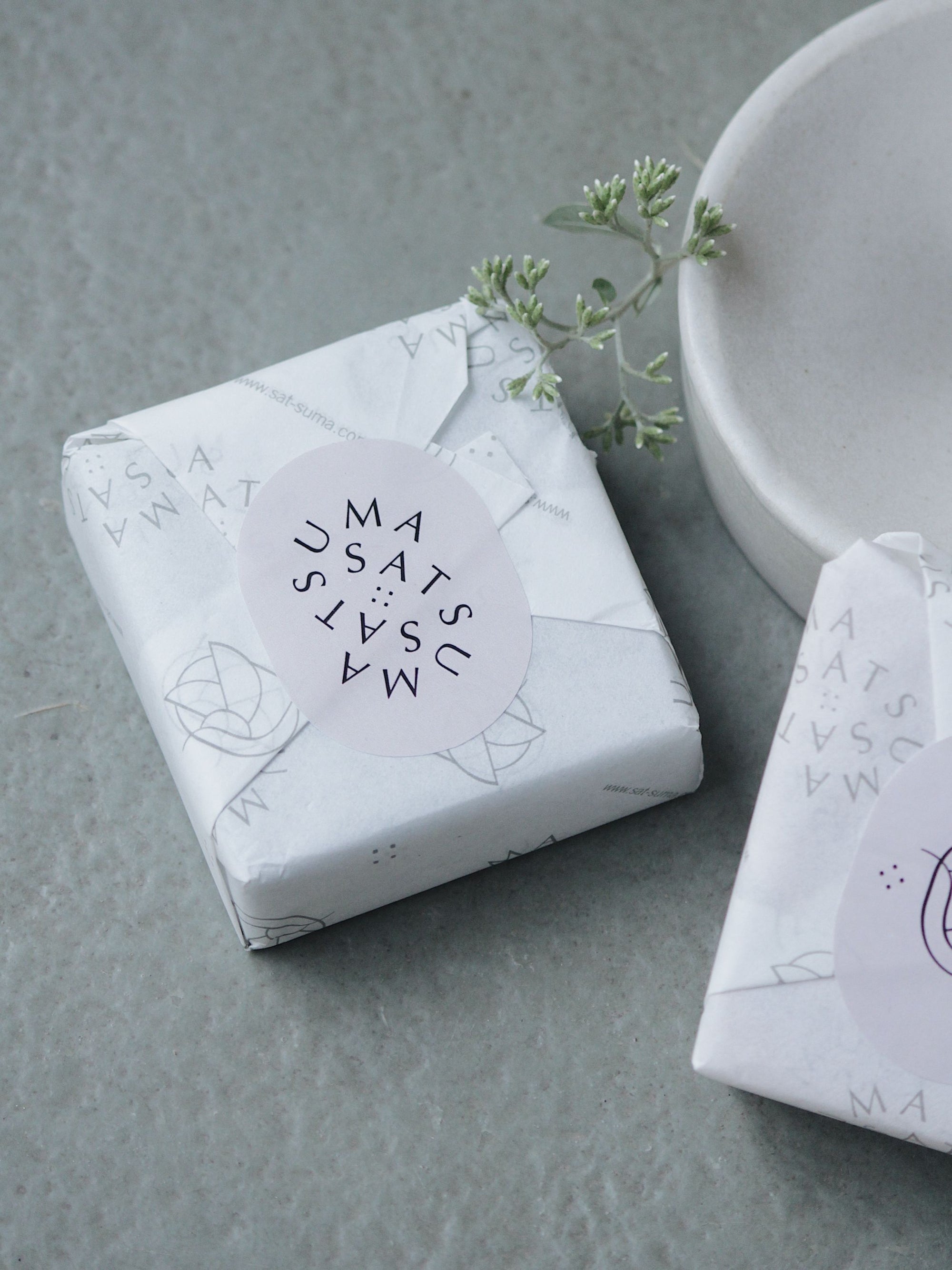Set of 2 Soaps & a Soap-dish