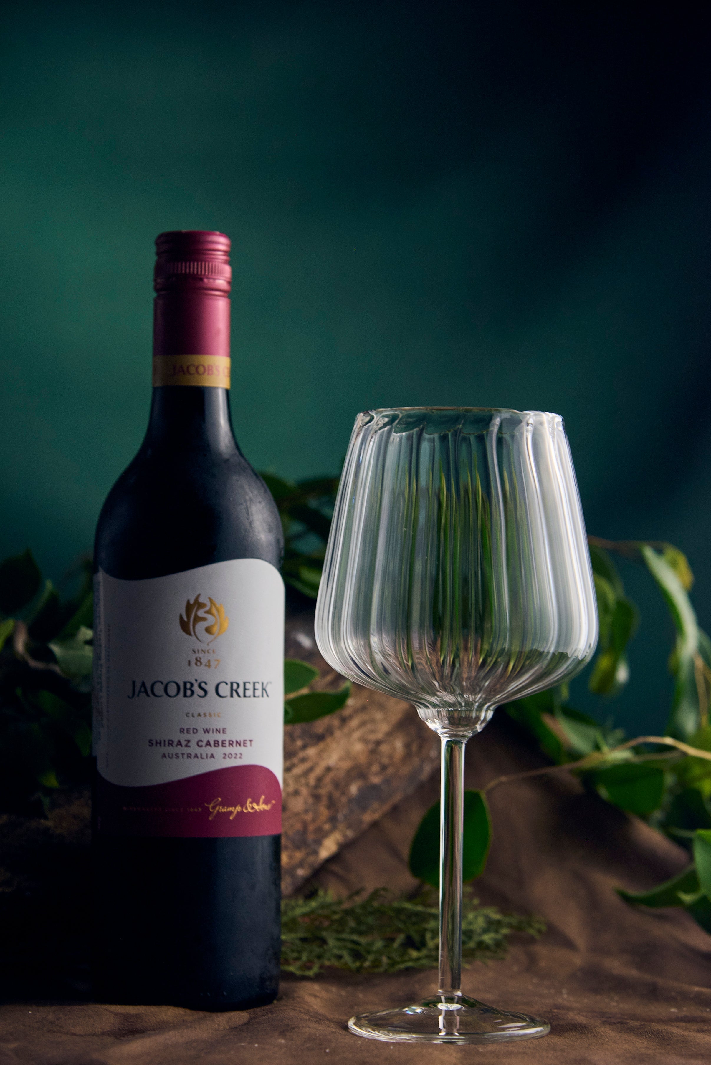 Ribbed Bordeaux Wine Glass | 550 ml | Set of 2, 4, 6