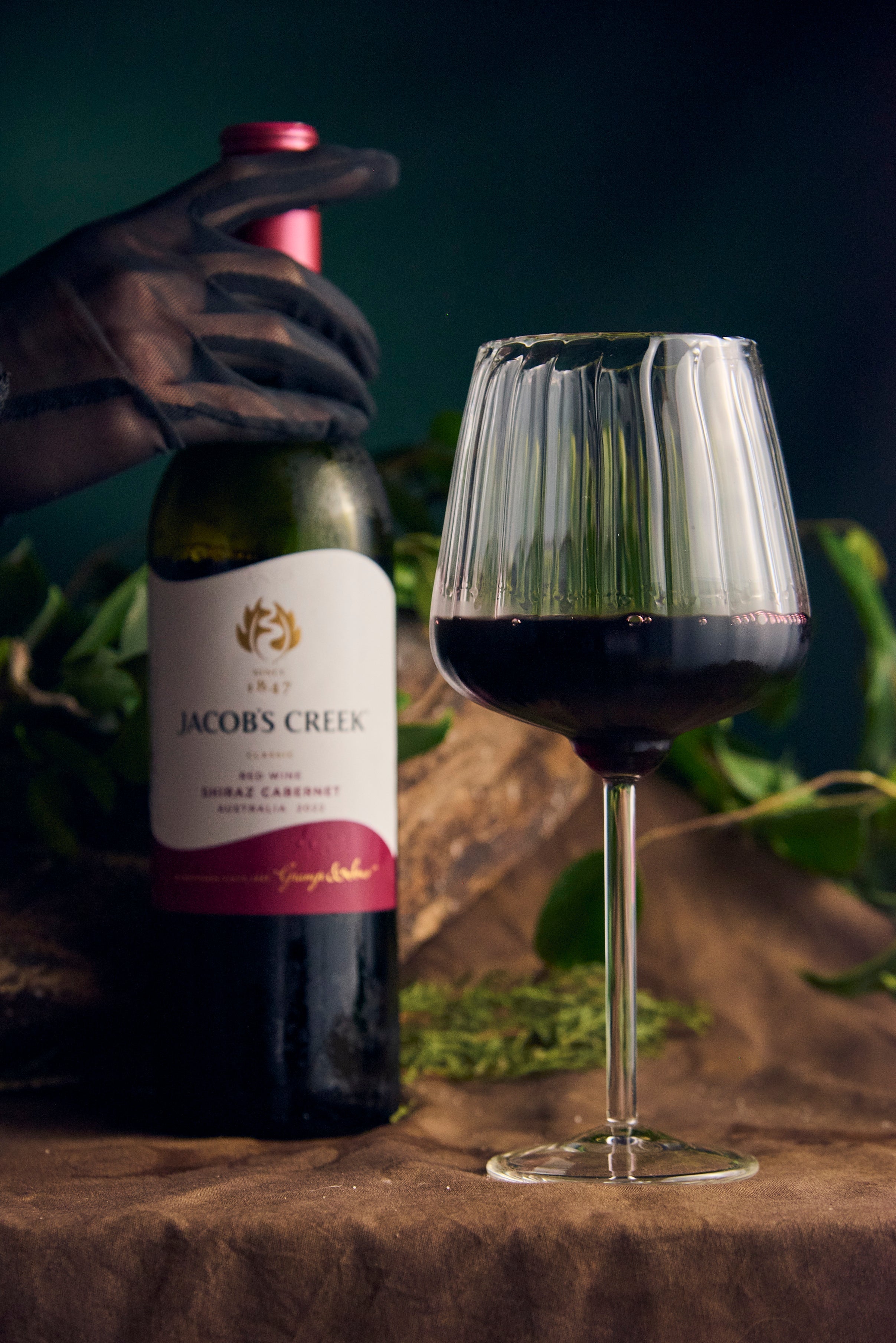 Ribbed Bordeaux Wine Glass | 550 ml | Set of 2, 4, 6