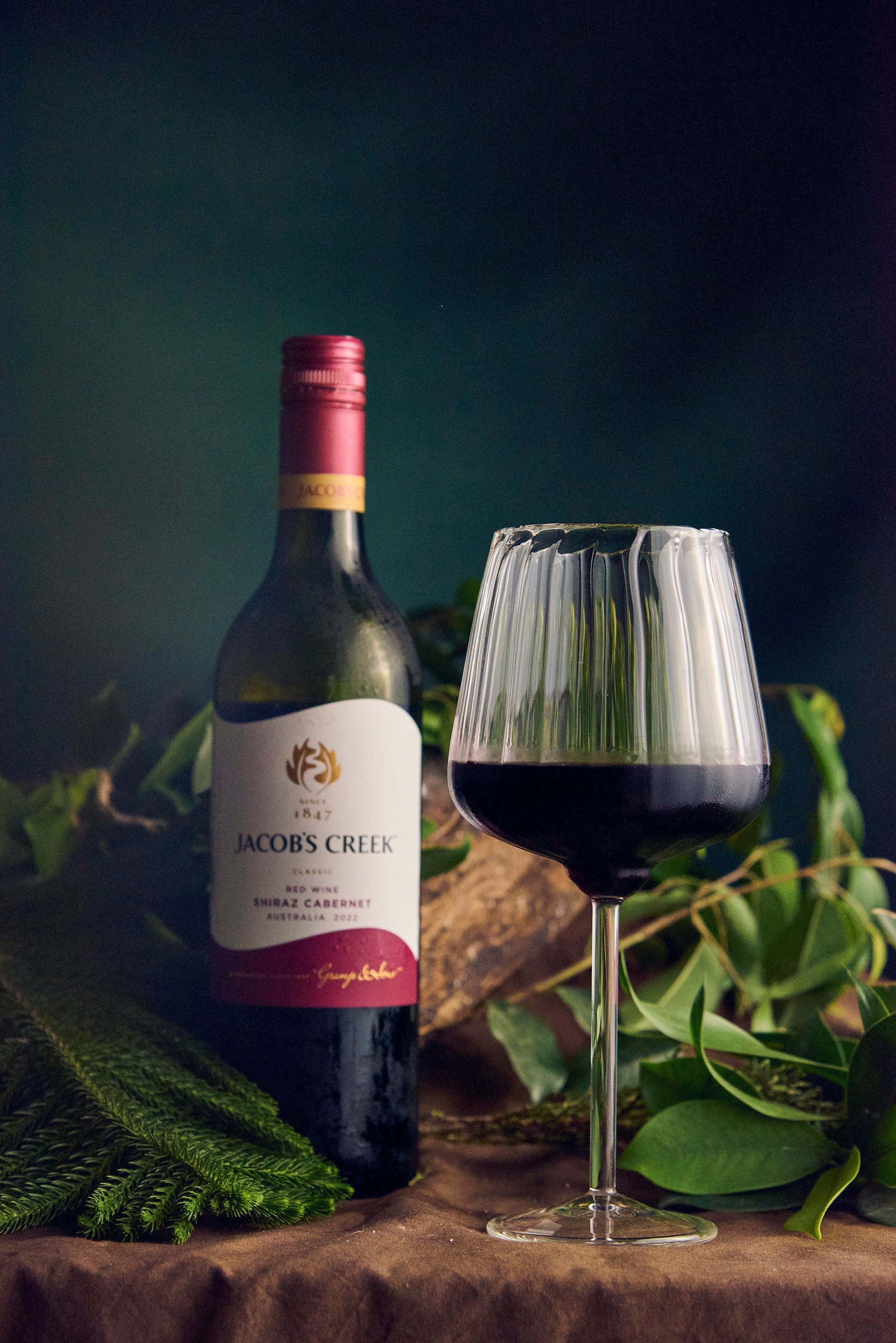 Ribbed Bordeaux Wine Glass | 550 ml | Set of 2, 4, 6