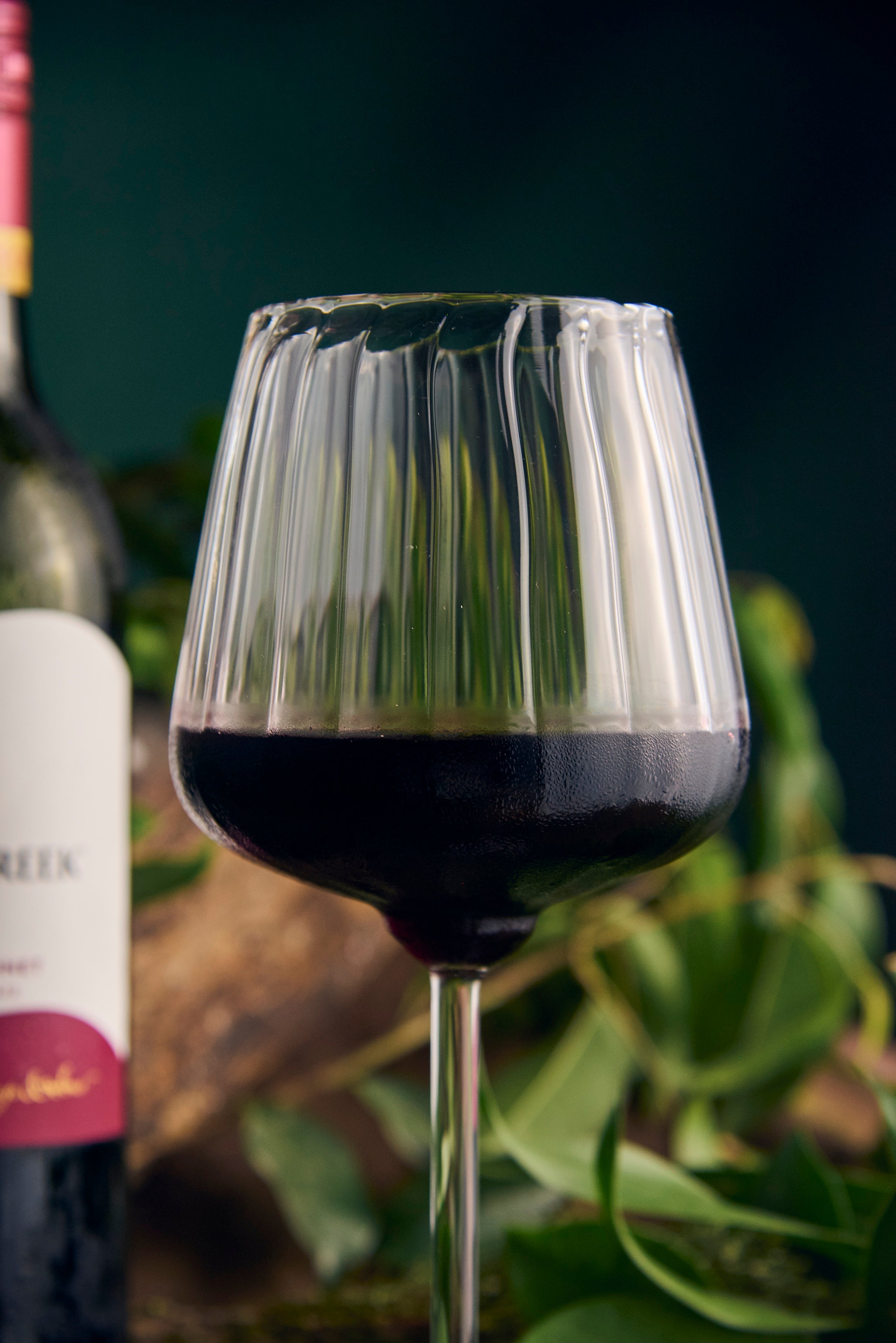 Ribbed Bordeaux Wine Glass | 550 ml | Set of 2, 4, 6