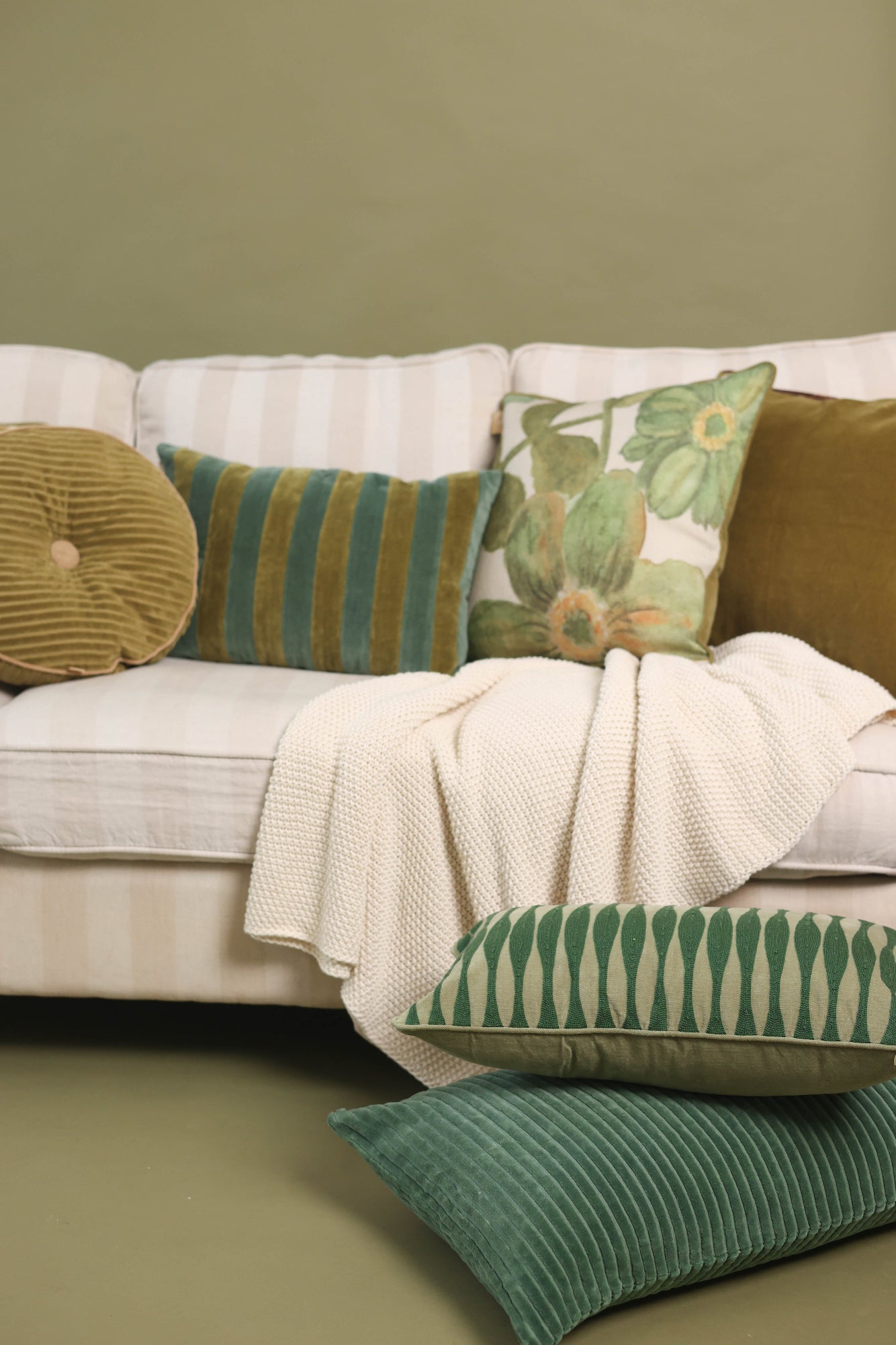 Luna Eucalyptus Velvet Oblong Cushion Cover