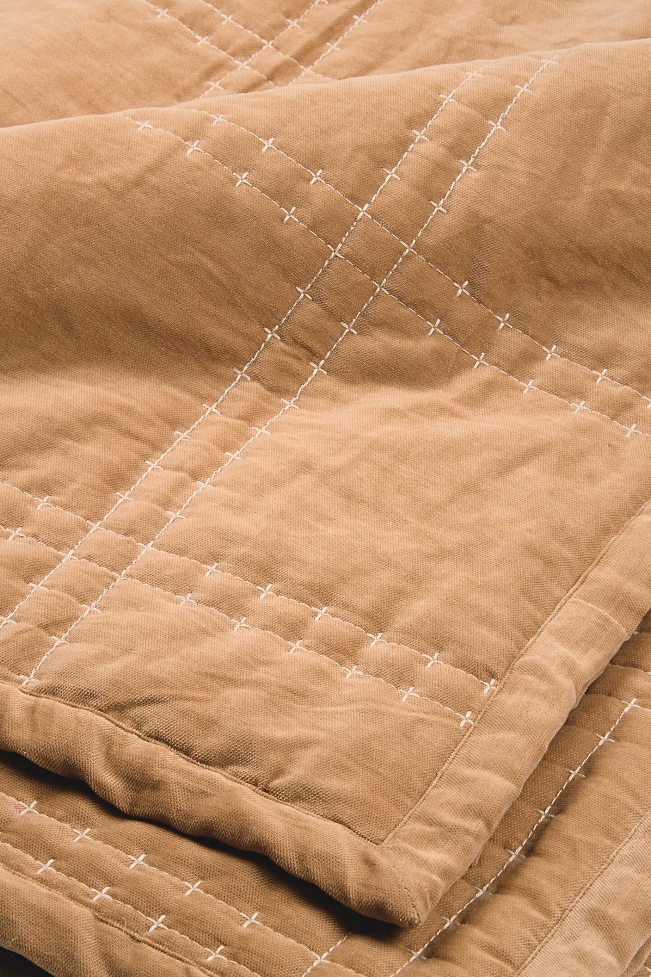 Checker Spice Velvet Embroidered Quilt