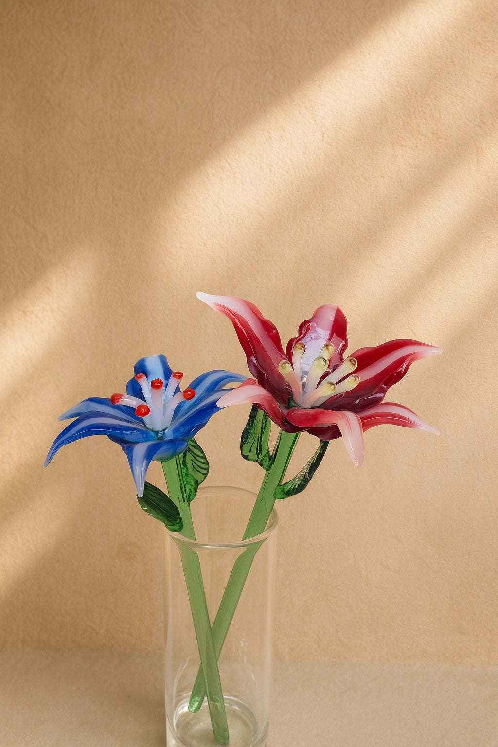 Aqua Bloom Lily – Hand-Blown Glass Flower