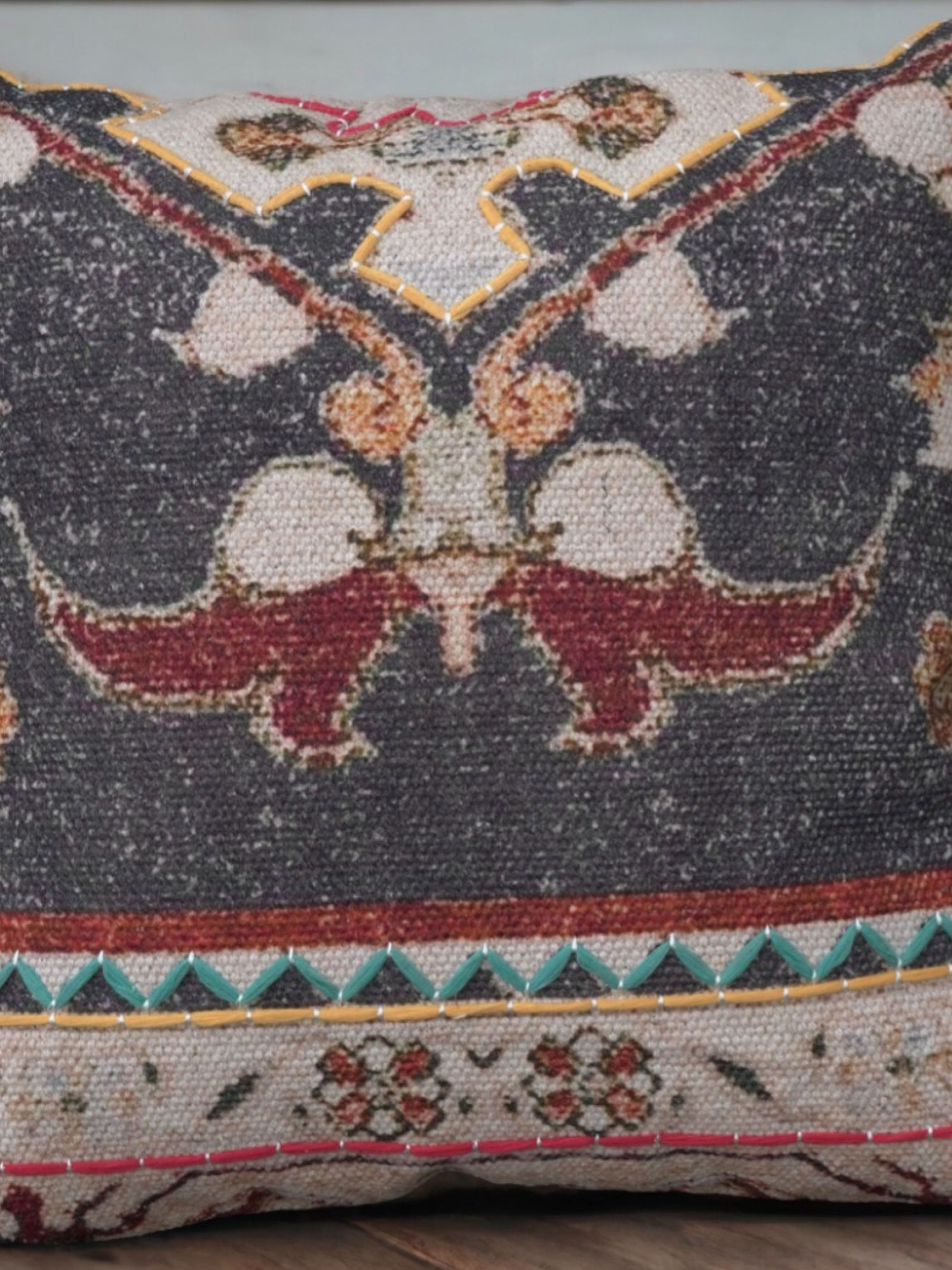 Cotton Cushion Cover - Smed Embroidered