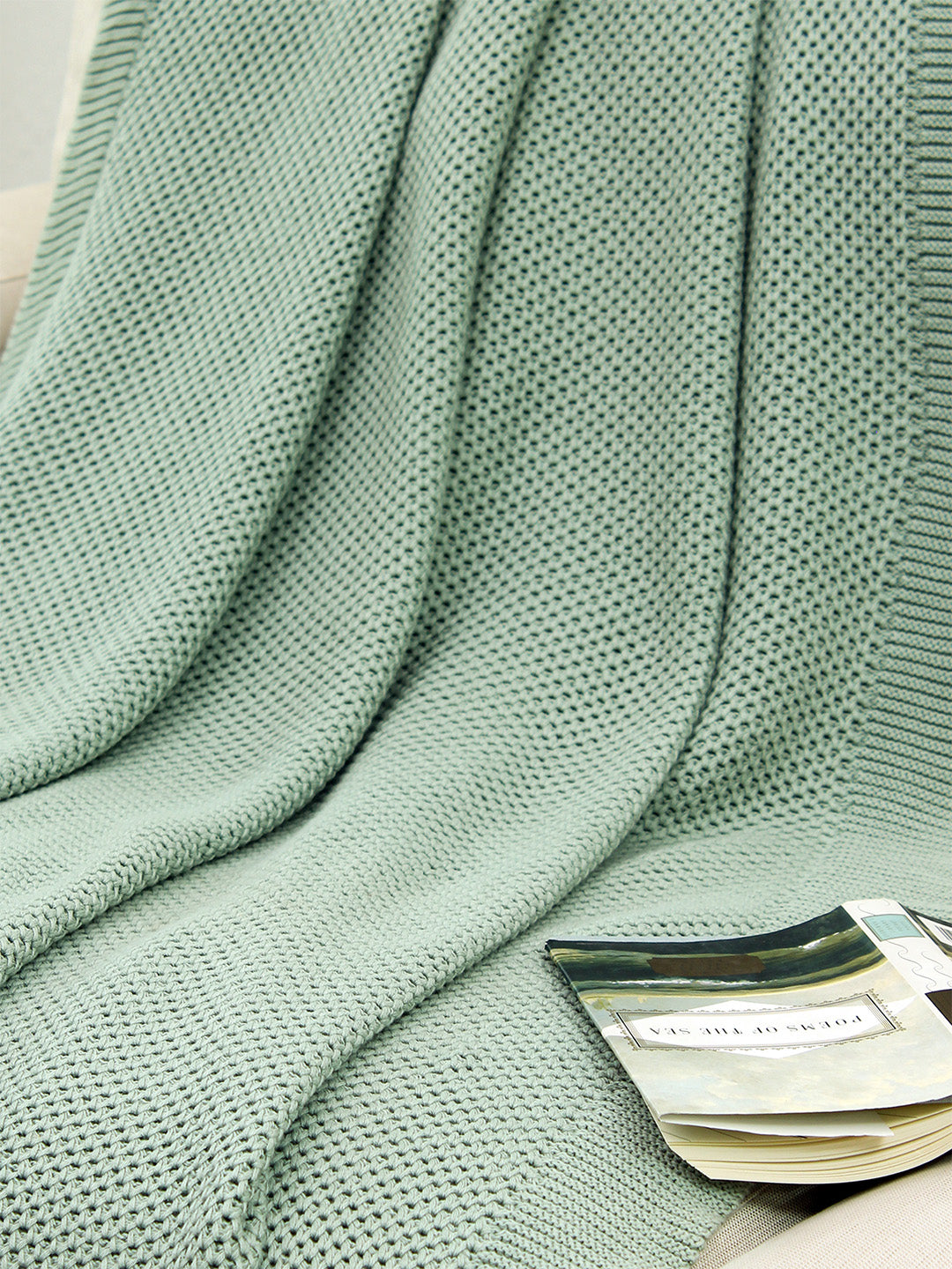 Solid Knitted Throw - Green
