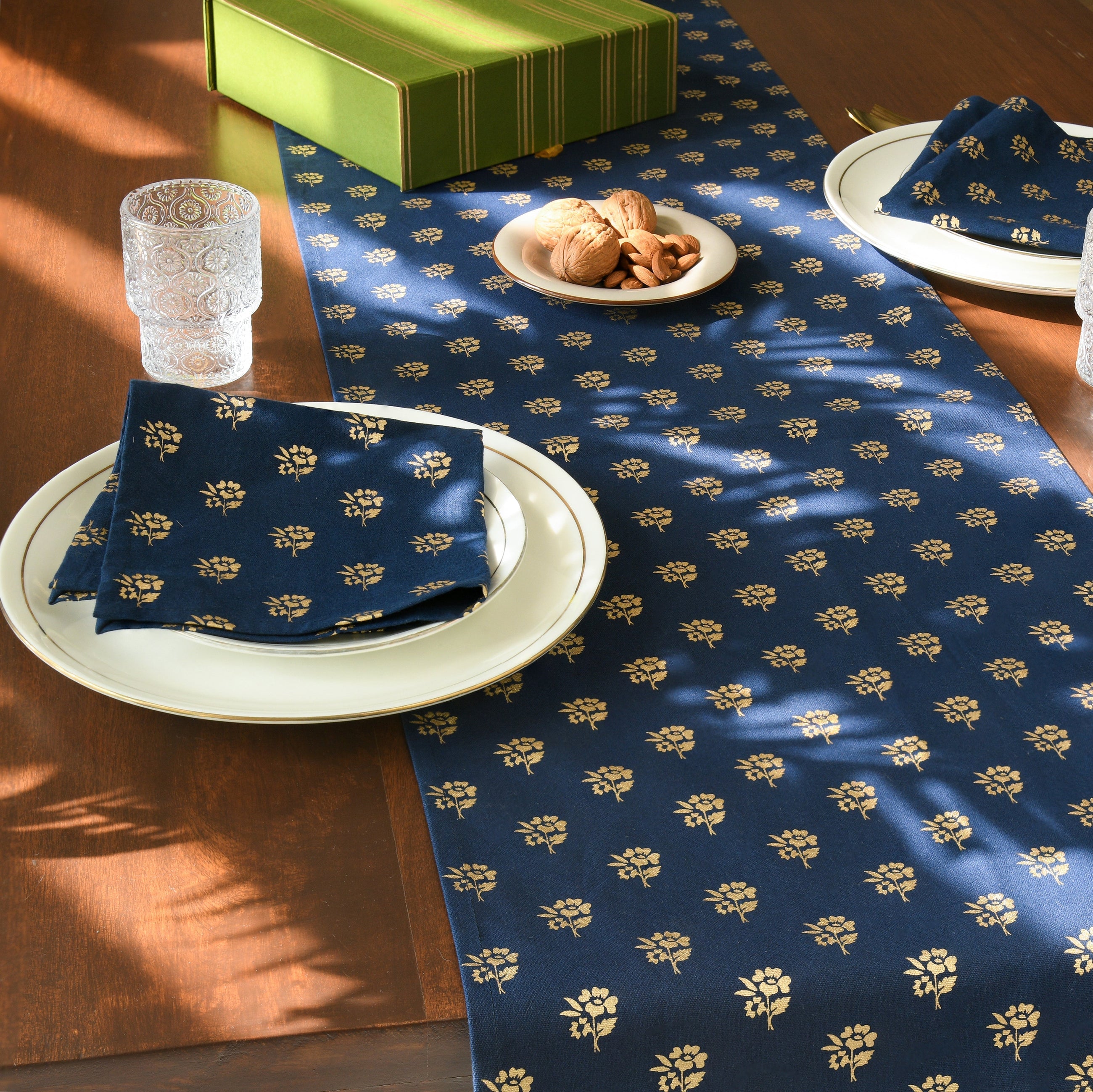 Royal Table Essential Gift Set