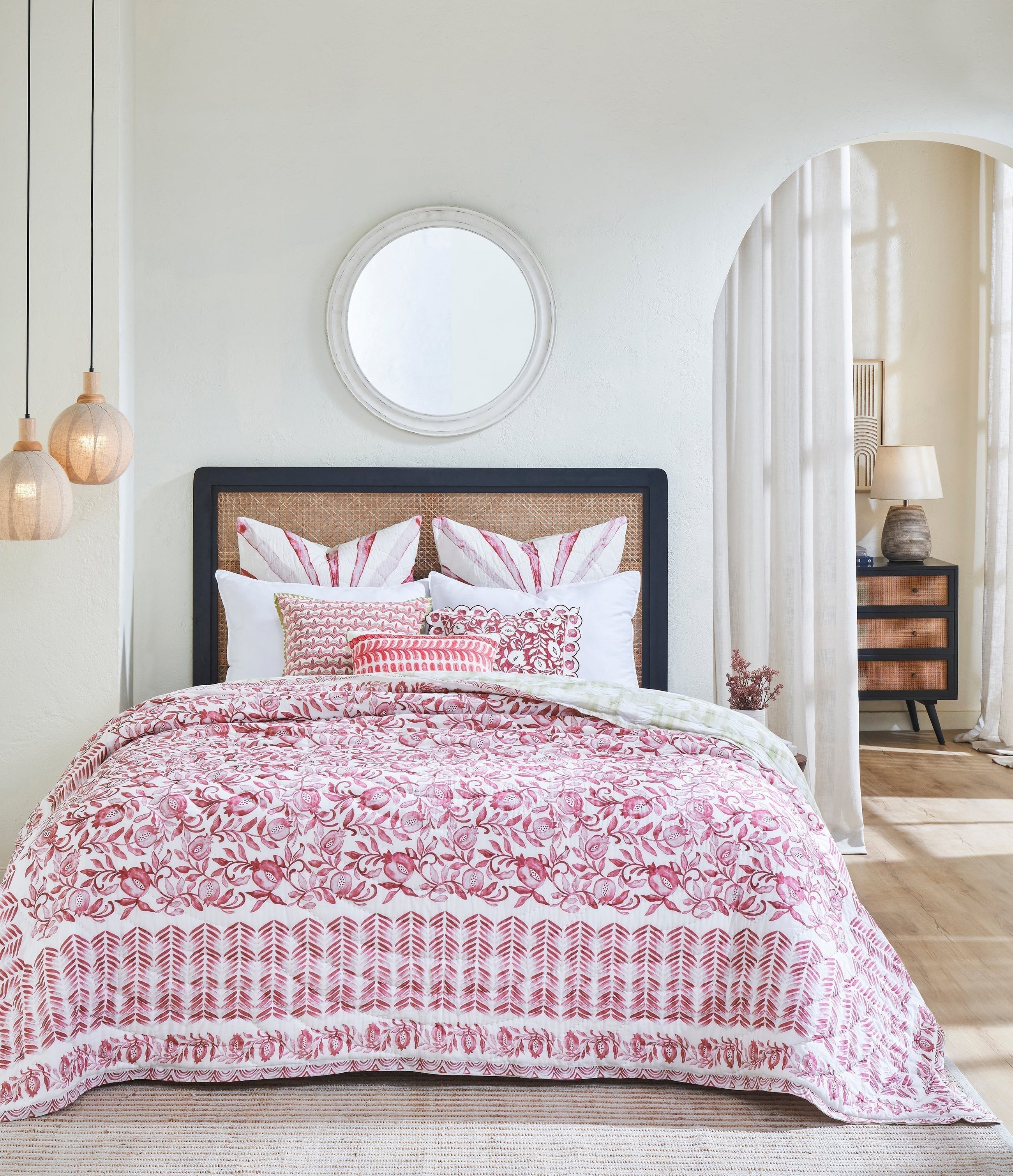 Ayna Red Cotton Quilt