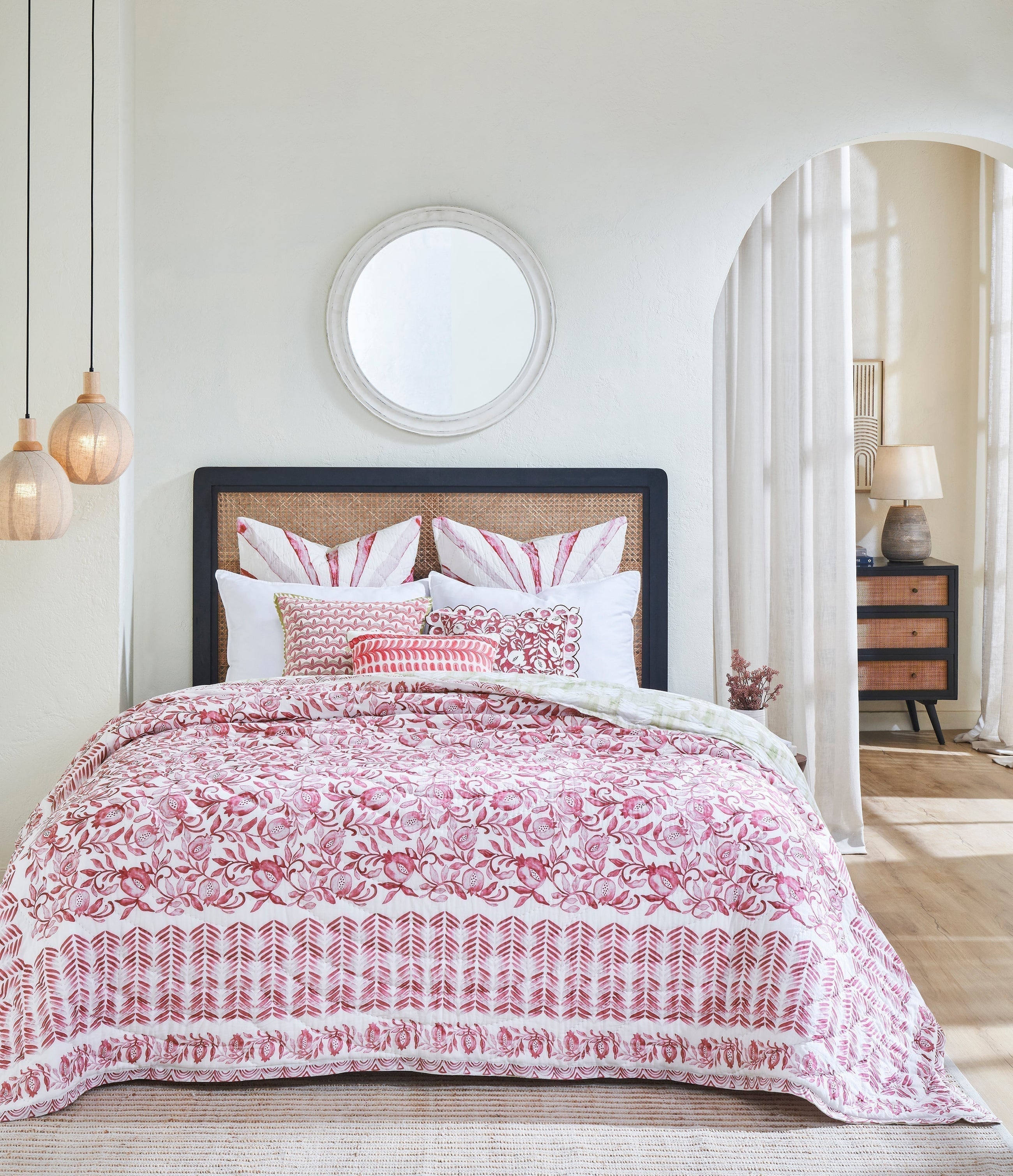 Ayna Red Cotton Quilt