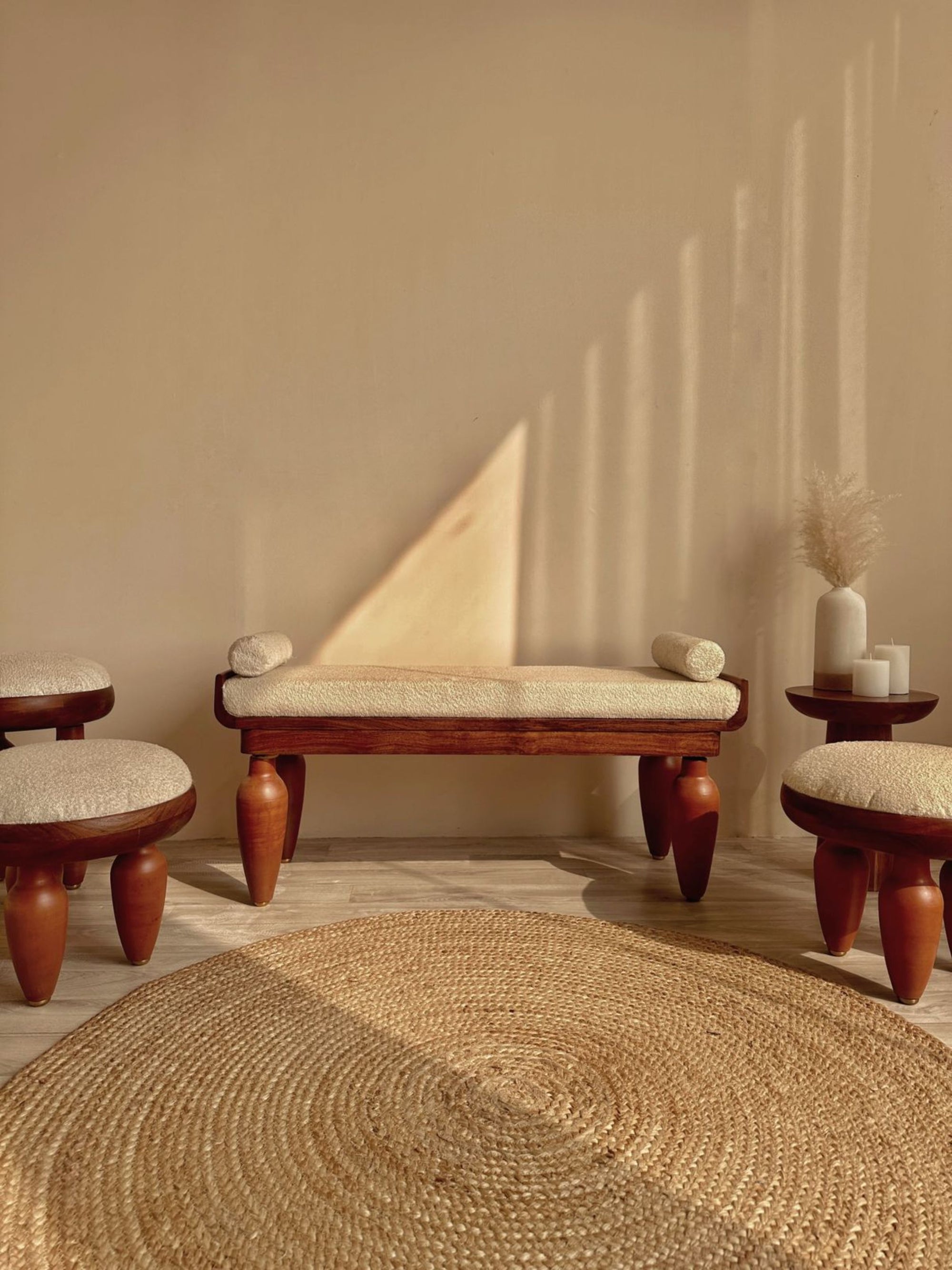 Wooden Bench - Klei