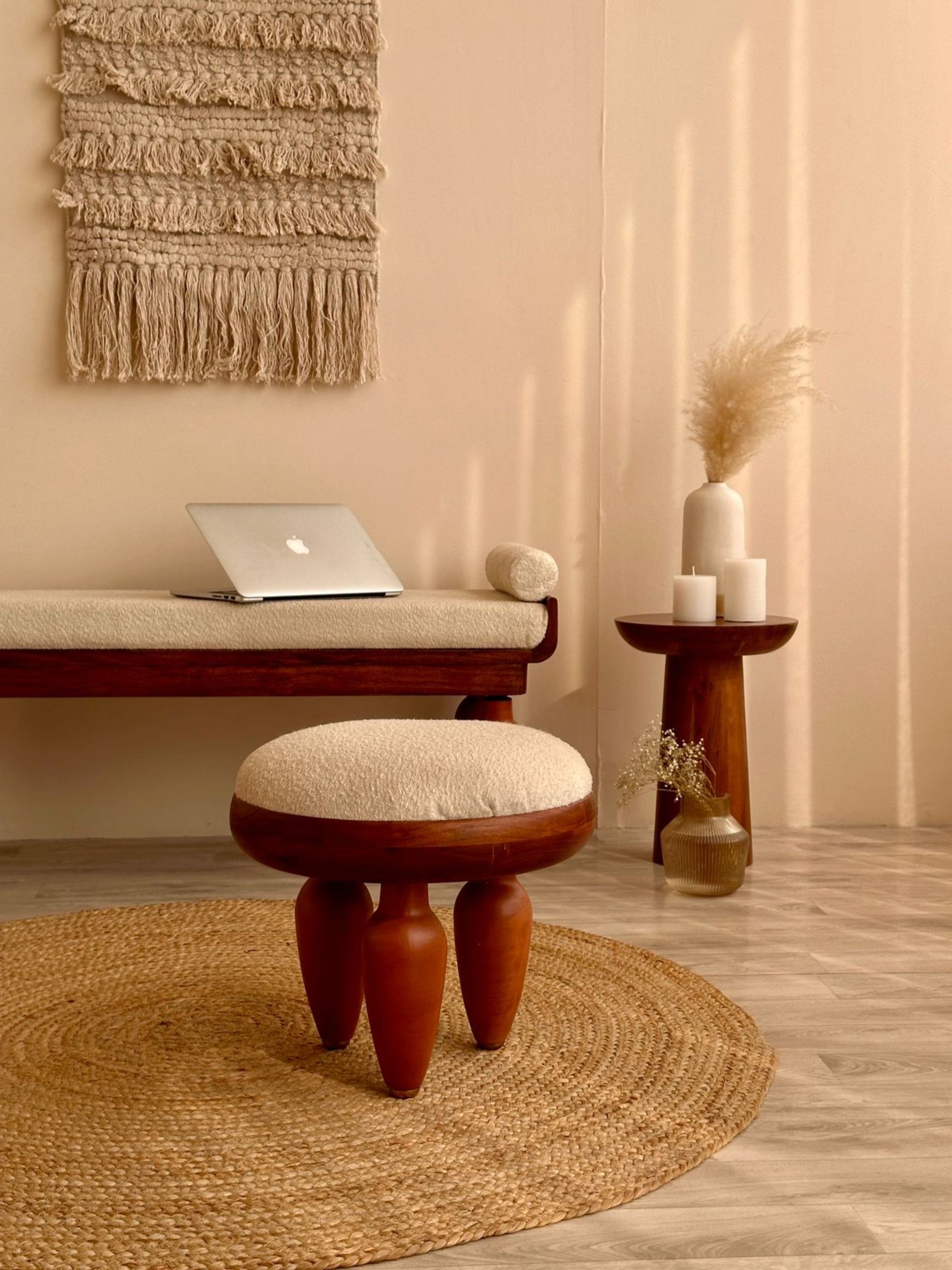 Wooden foot stool - Klei