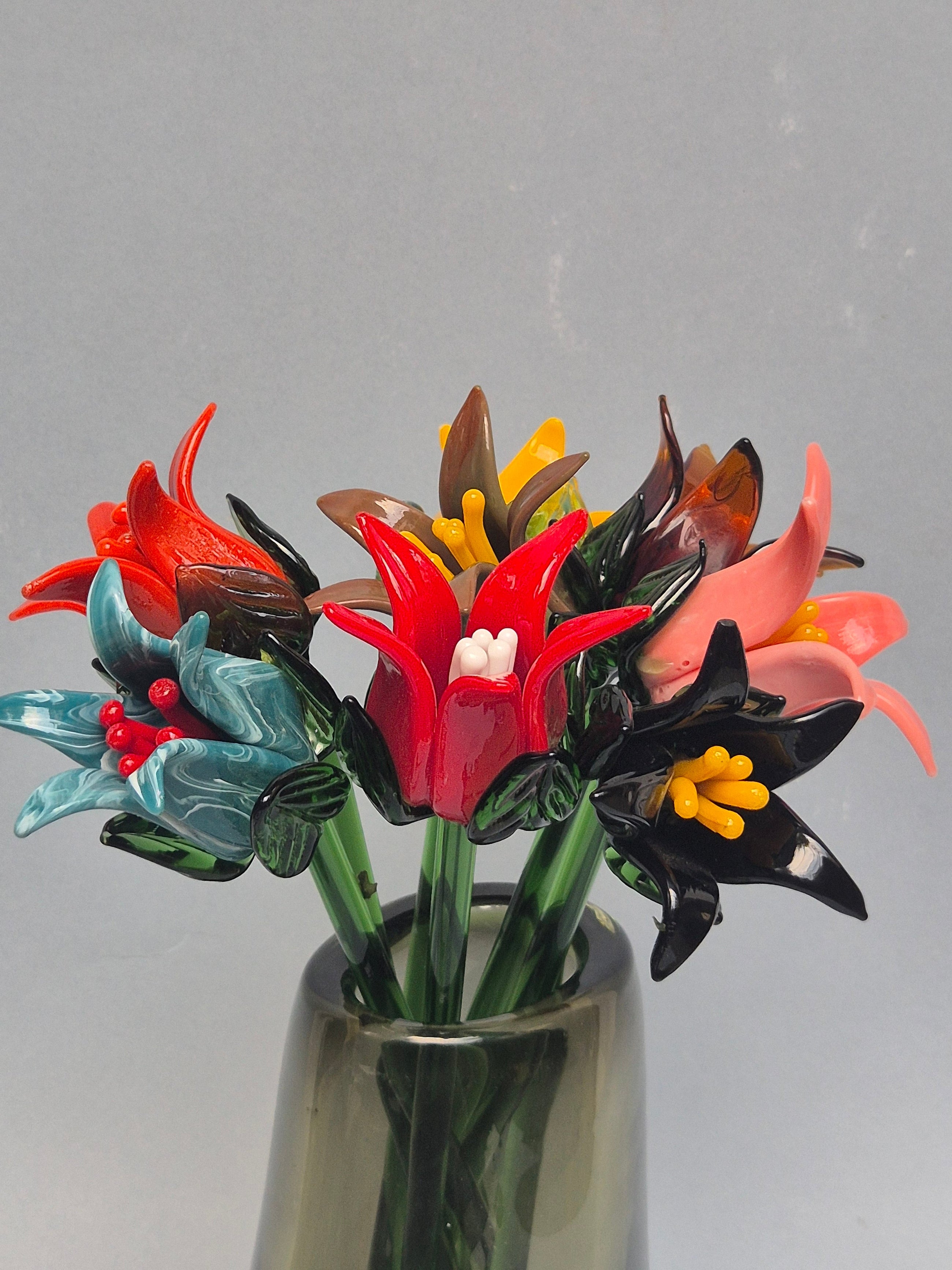 Tinsel Lily Glass Flower Stem - Amber