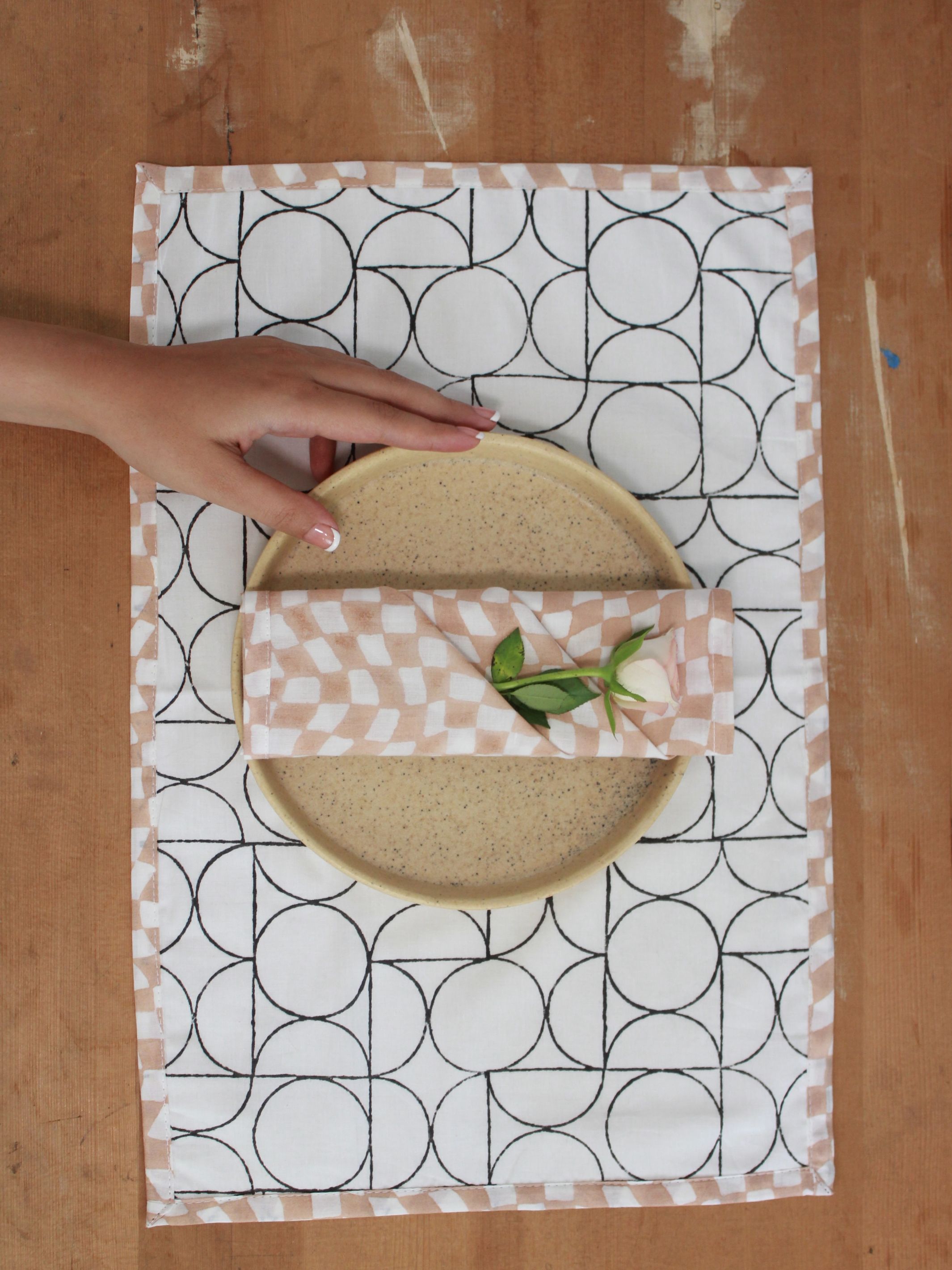 Table Linens Set of 4 - Art Deco Style