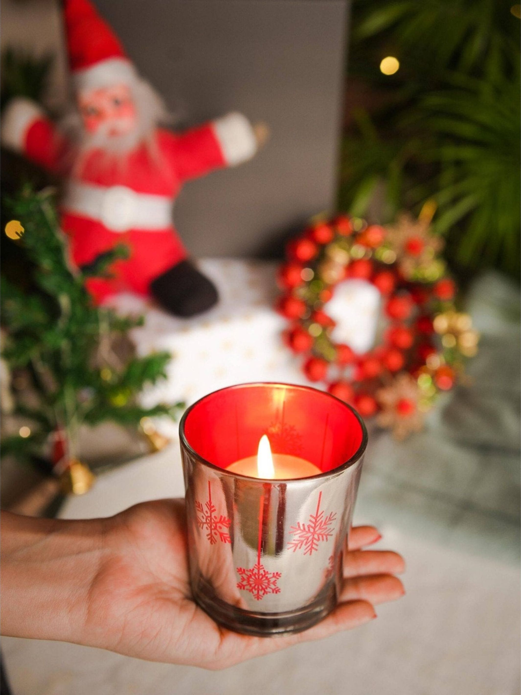 Mercury Red Tea light candle holder set