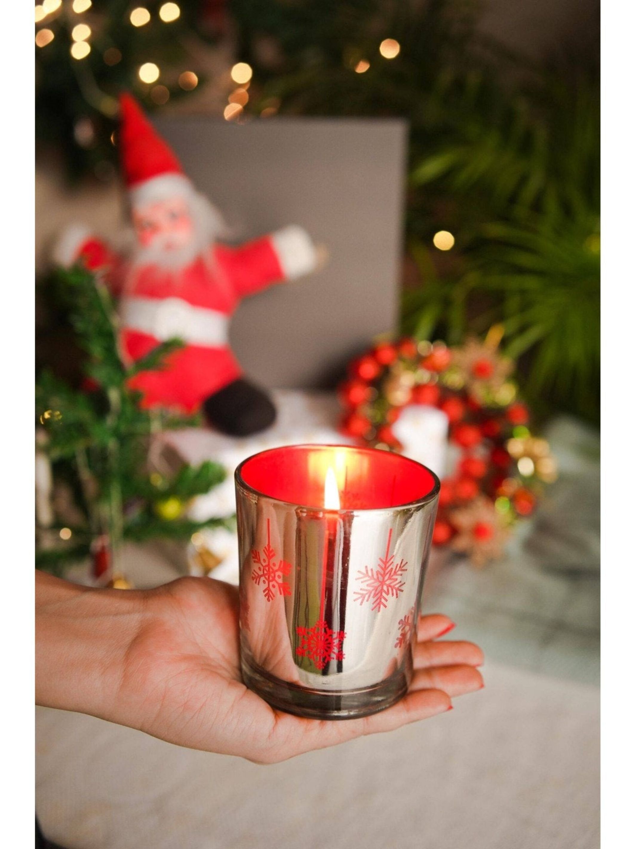 Mercury Red Tea light candle holder set