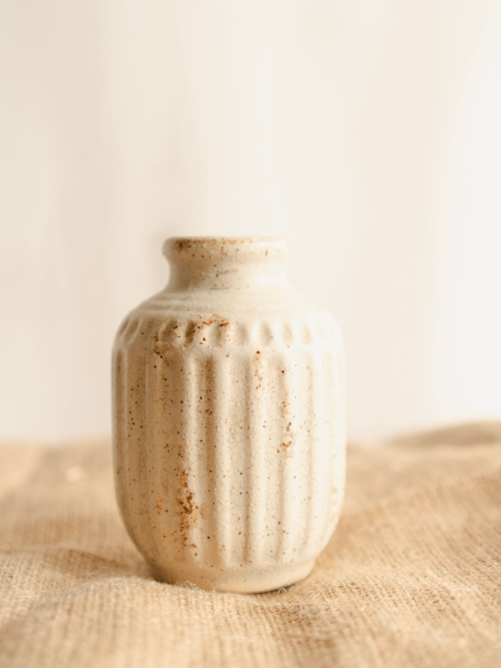 Retro vase with bunch-Medium