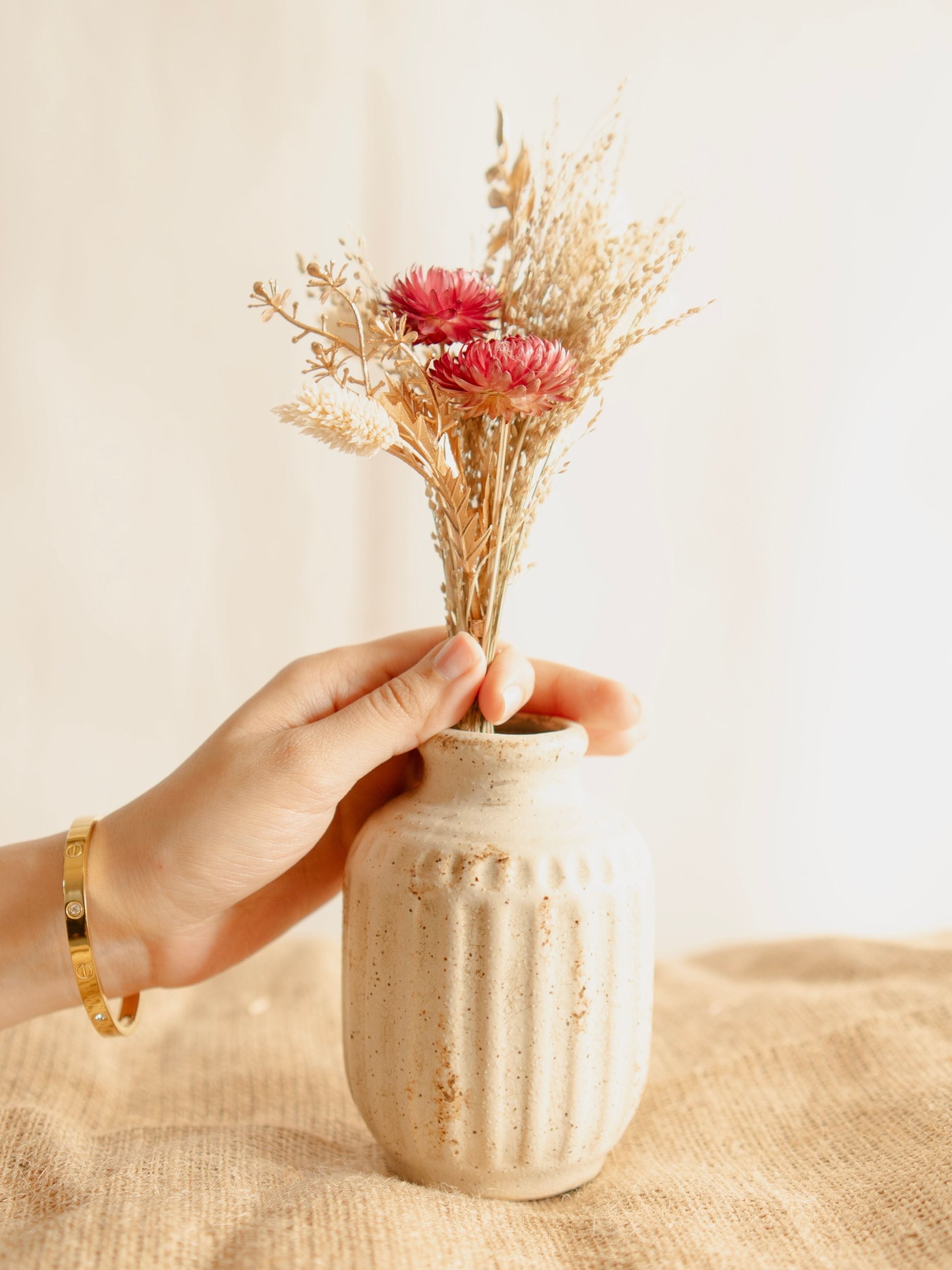 Retro vase with bunch-Medium