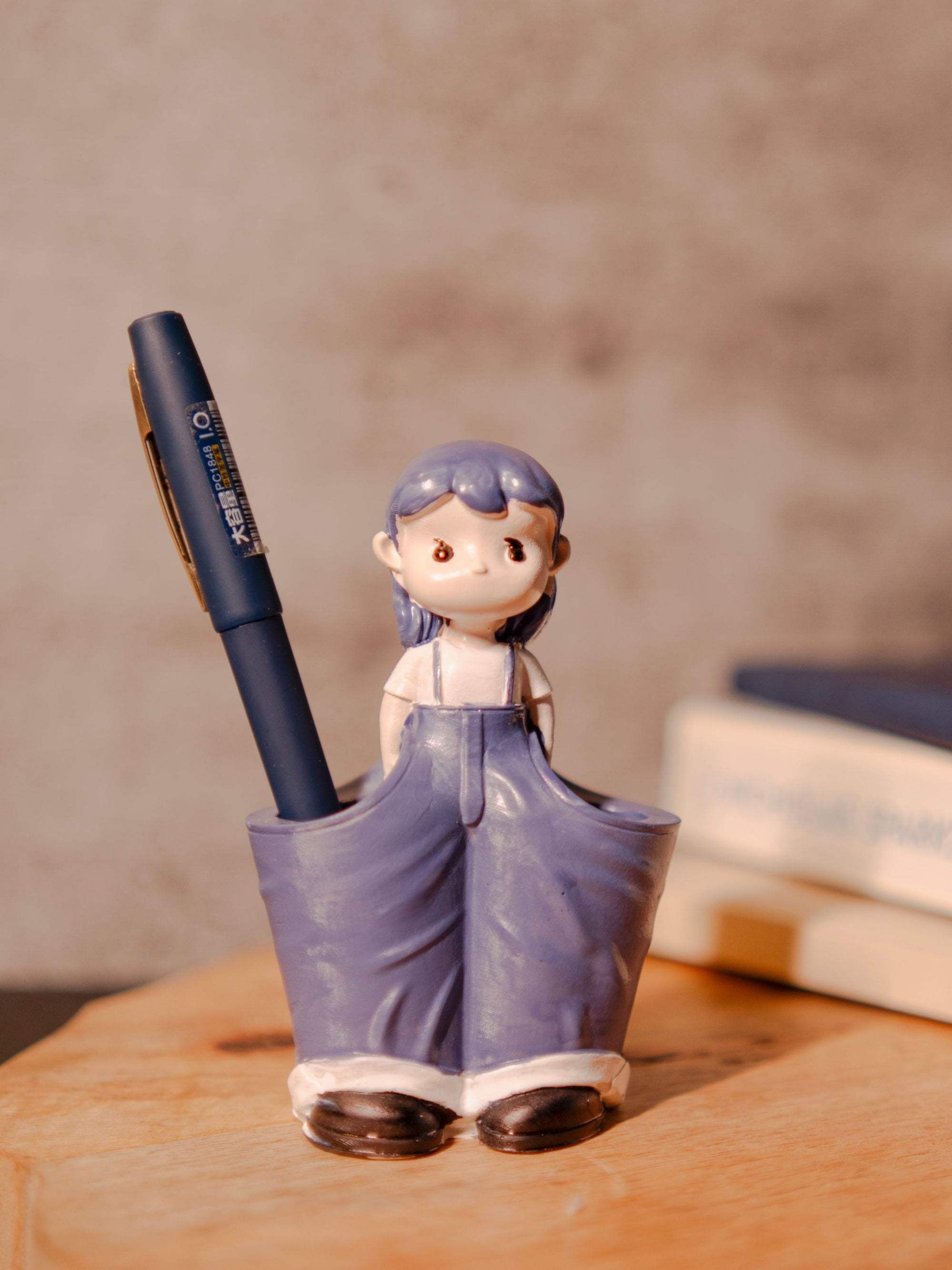 Glam Desk Stand