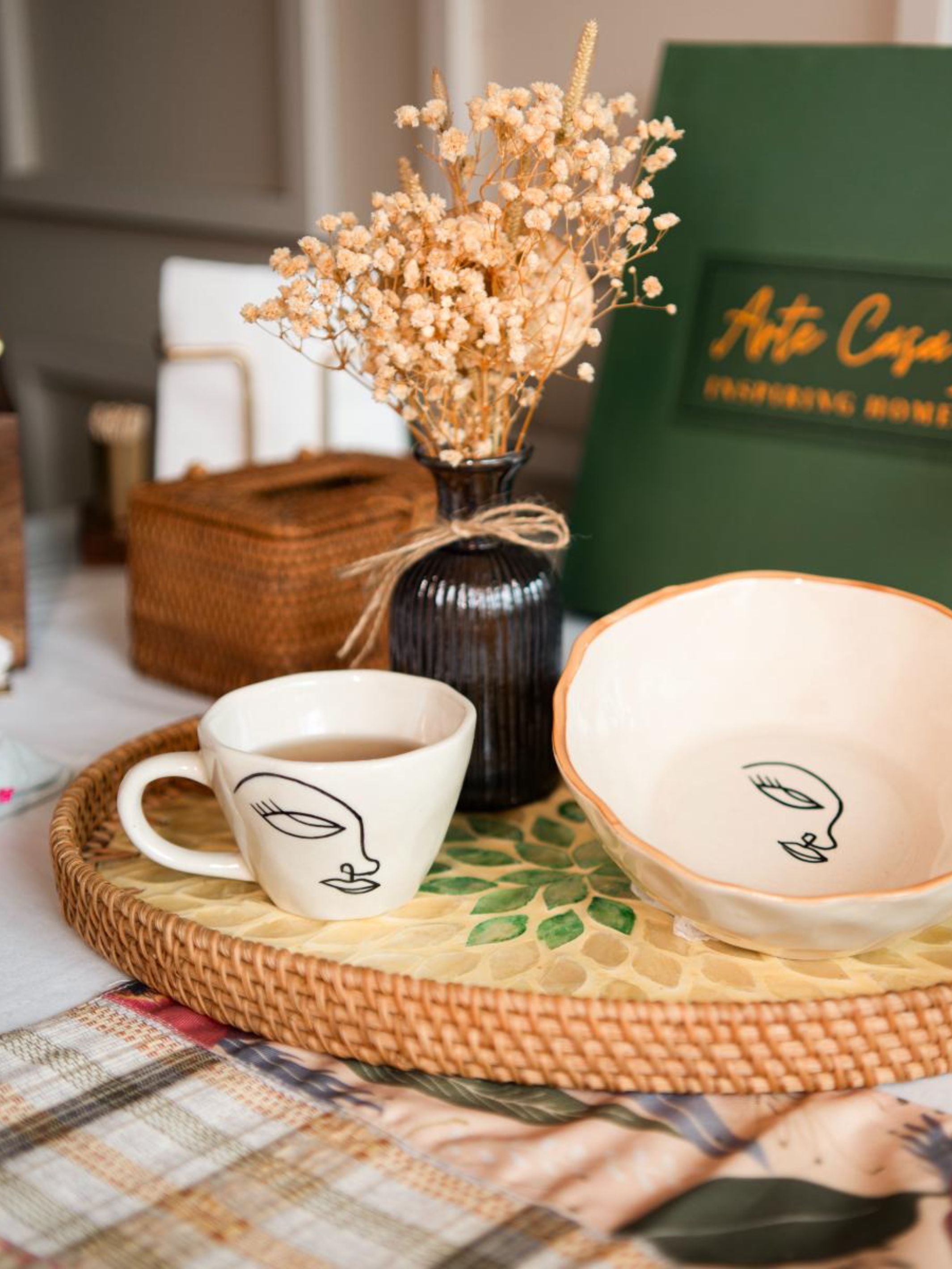 Abstract face breakfast set