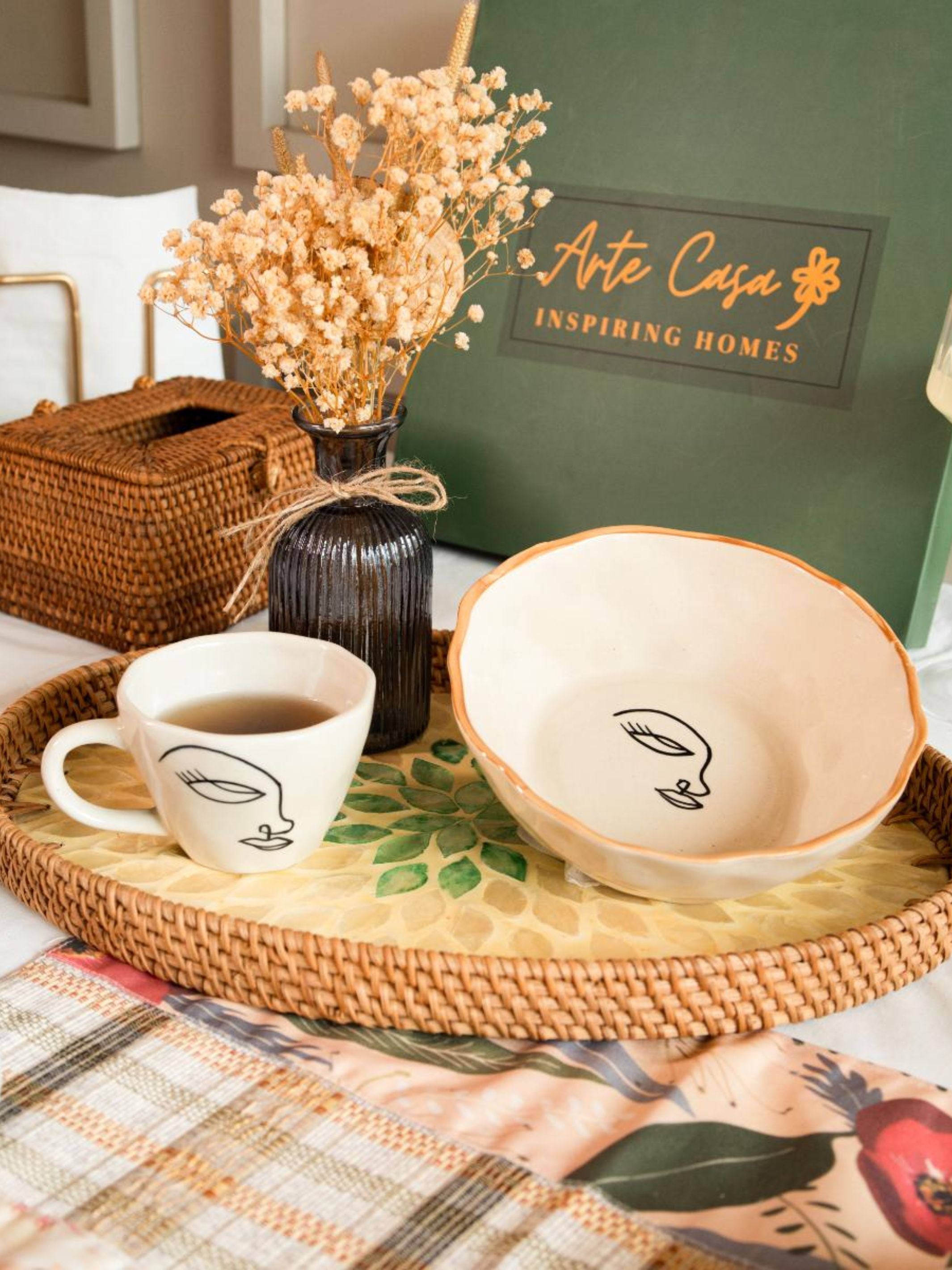 Abstract face breakfast set