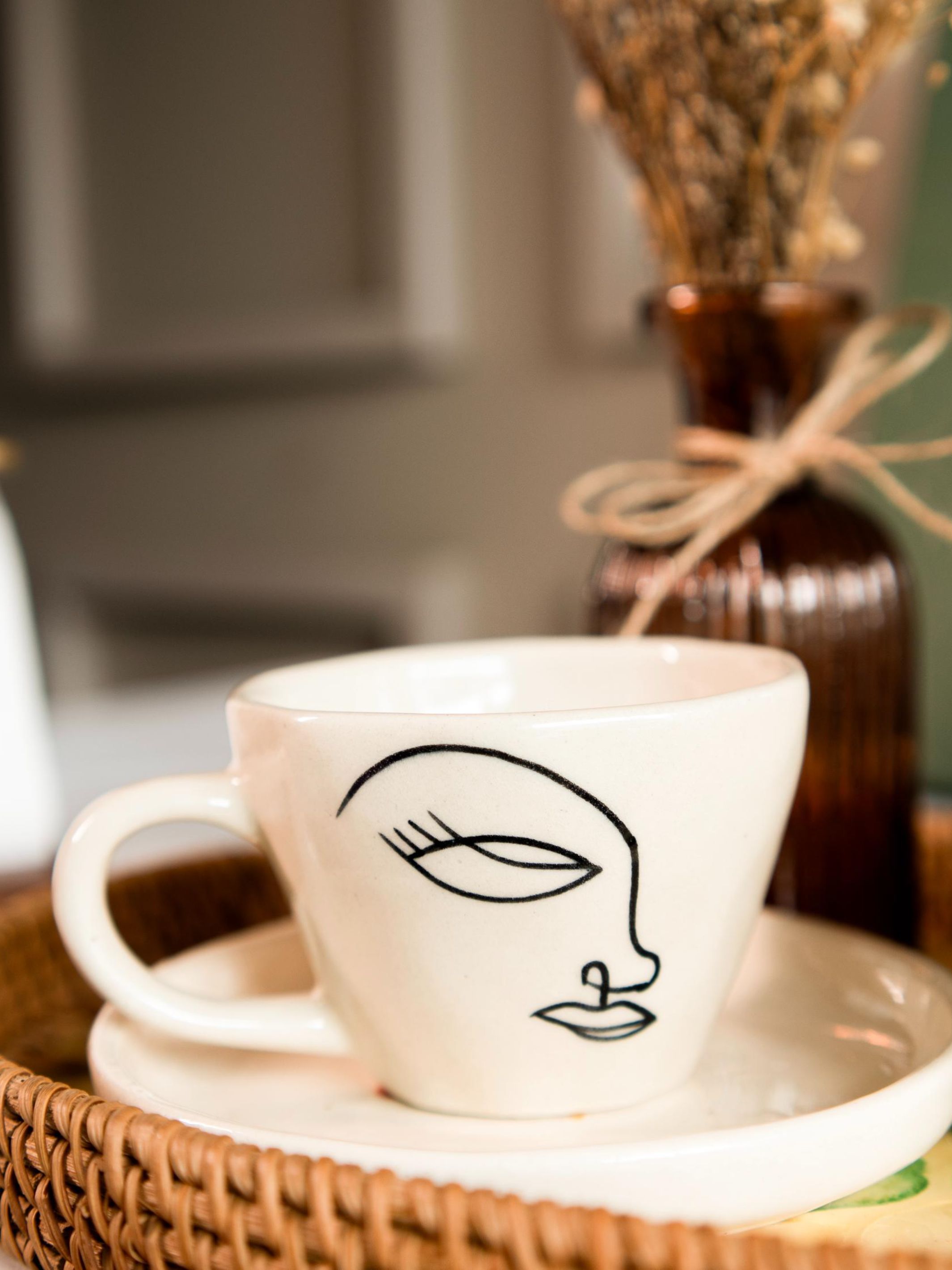 Abstract face breakfast set