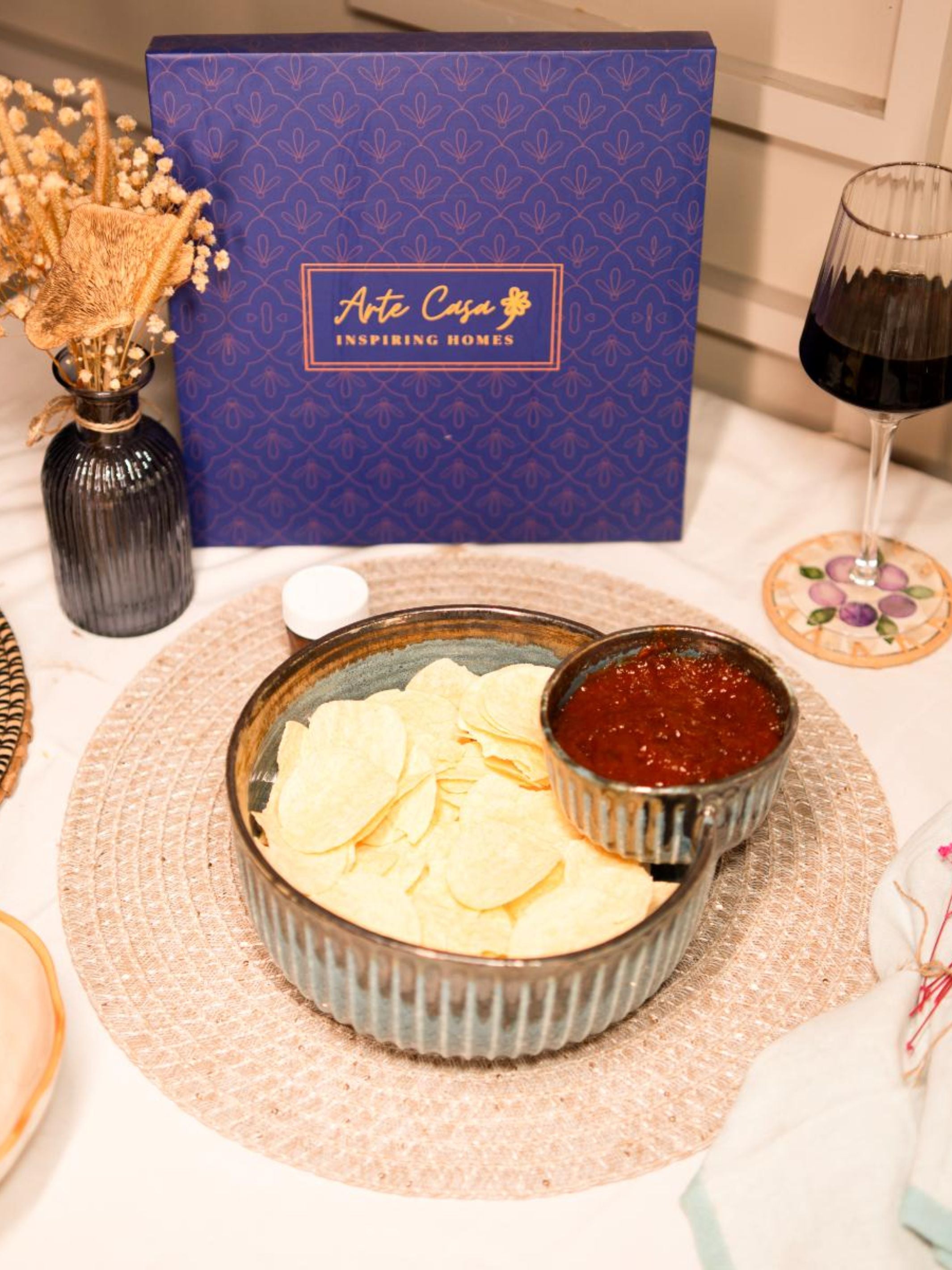 Savoury serving bowl