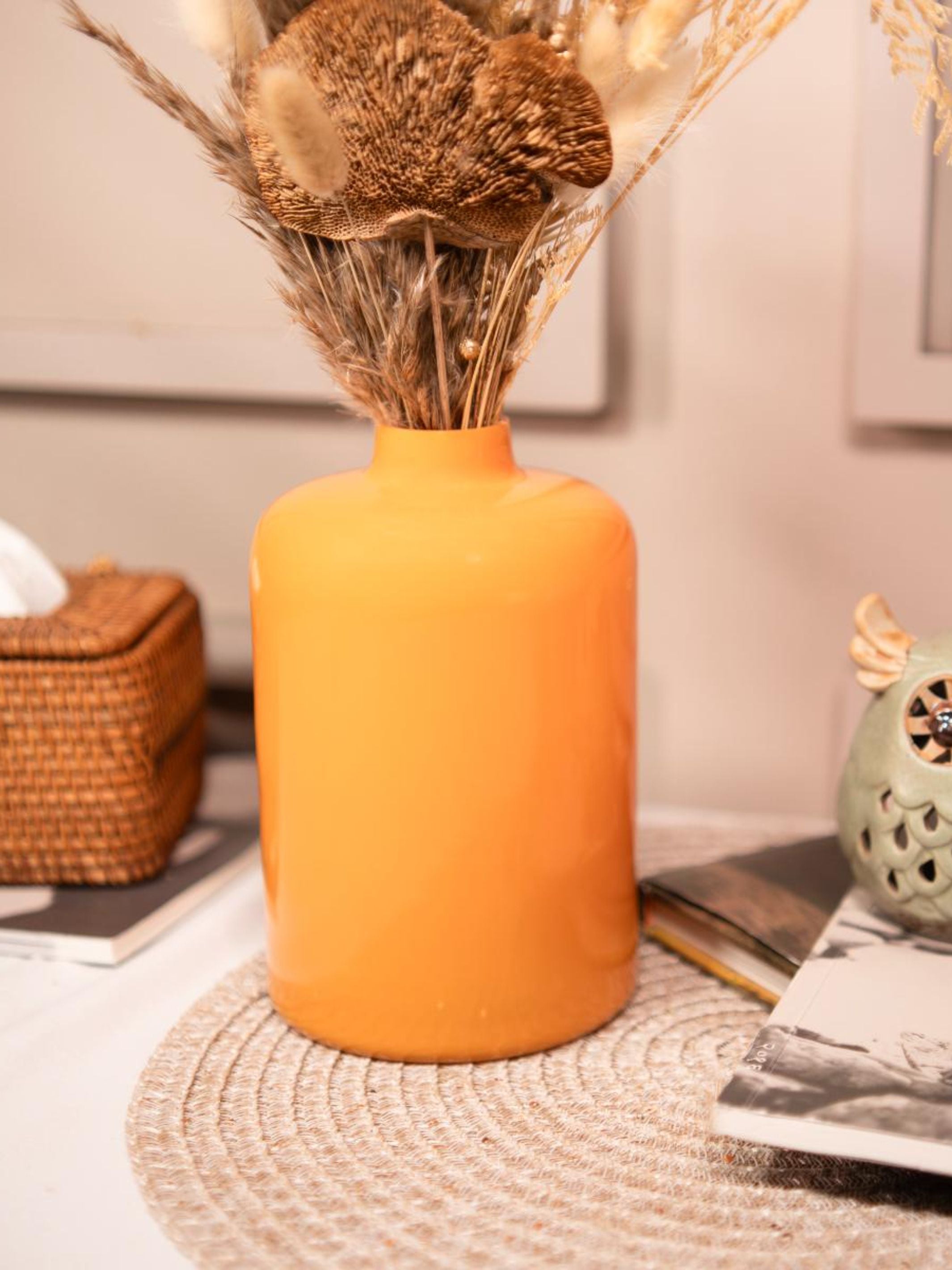 Tangerine Elegance vase with dried flower bunch