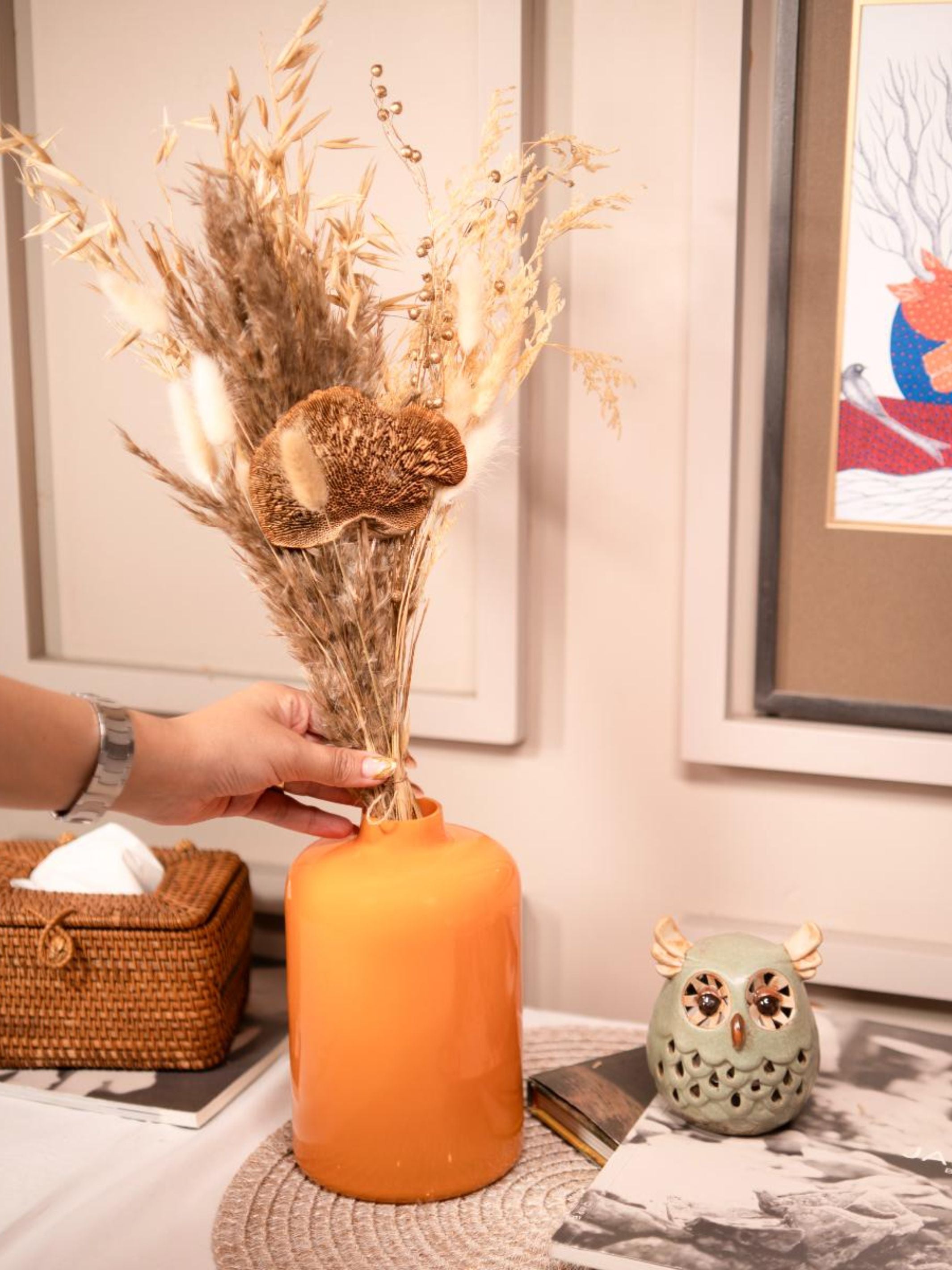 Tangerine Elegance vase with dried flower bunch