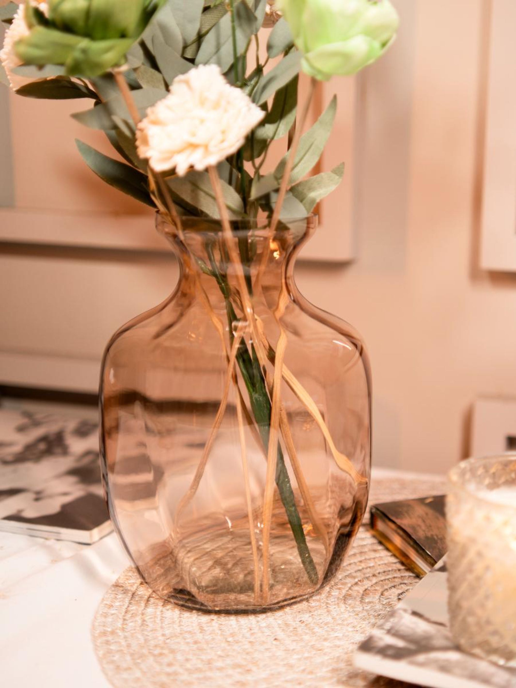 gentle glow vase with bunch