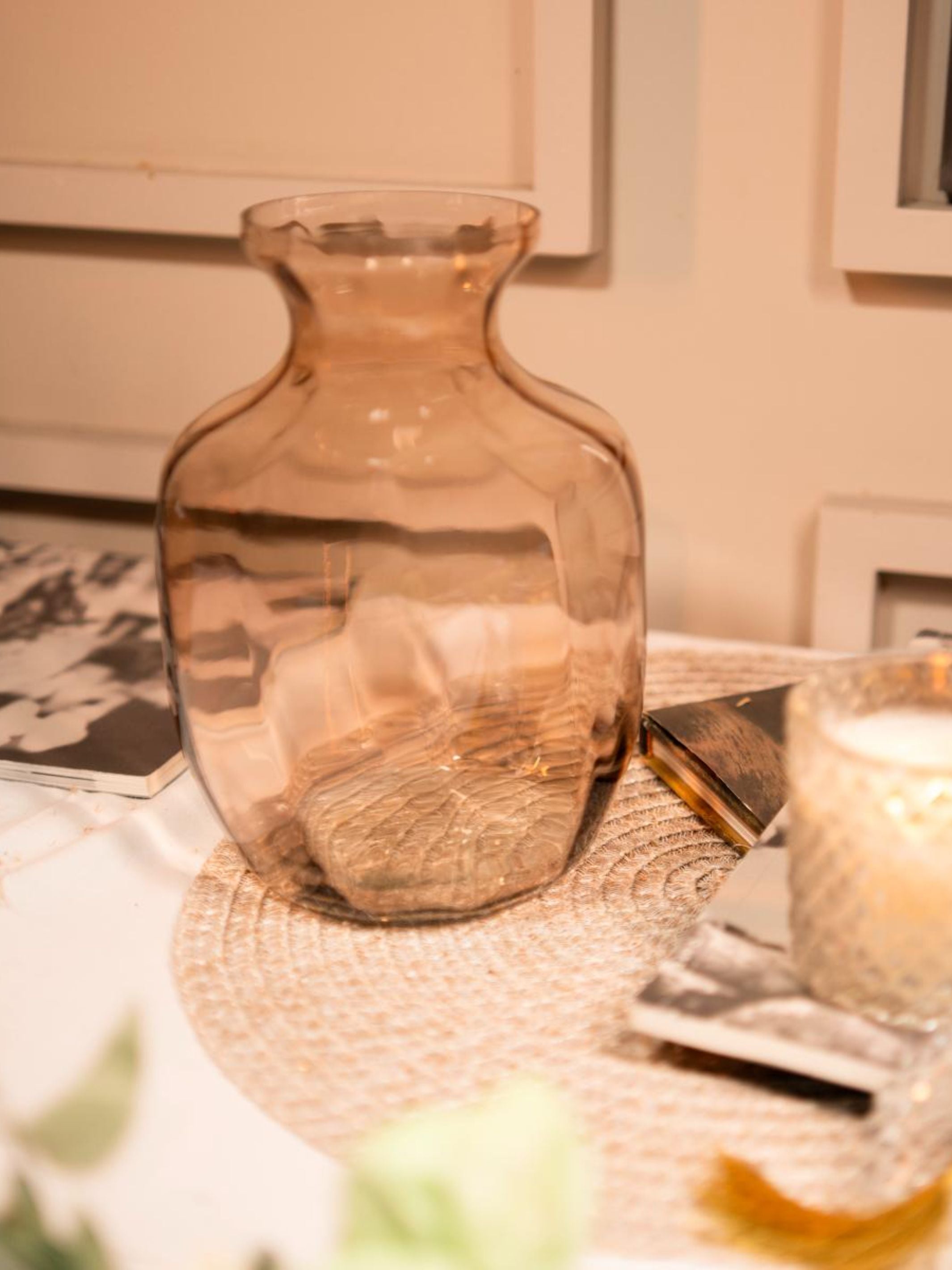 gentle glow vase with bunch