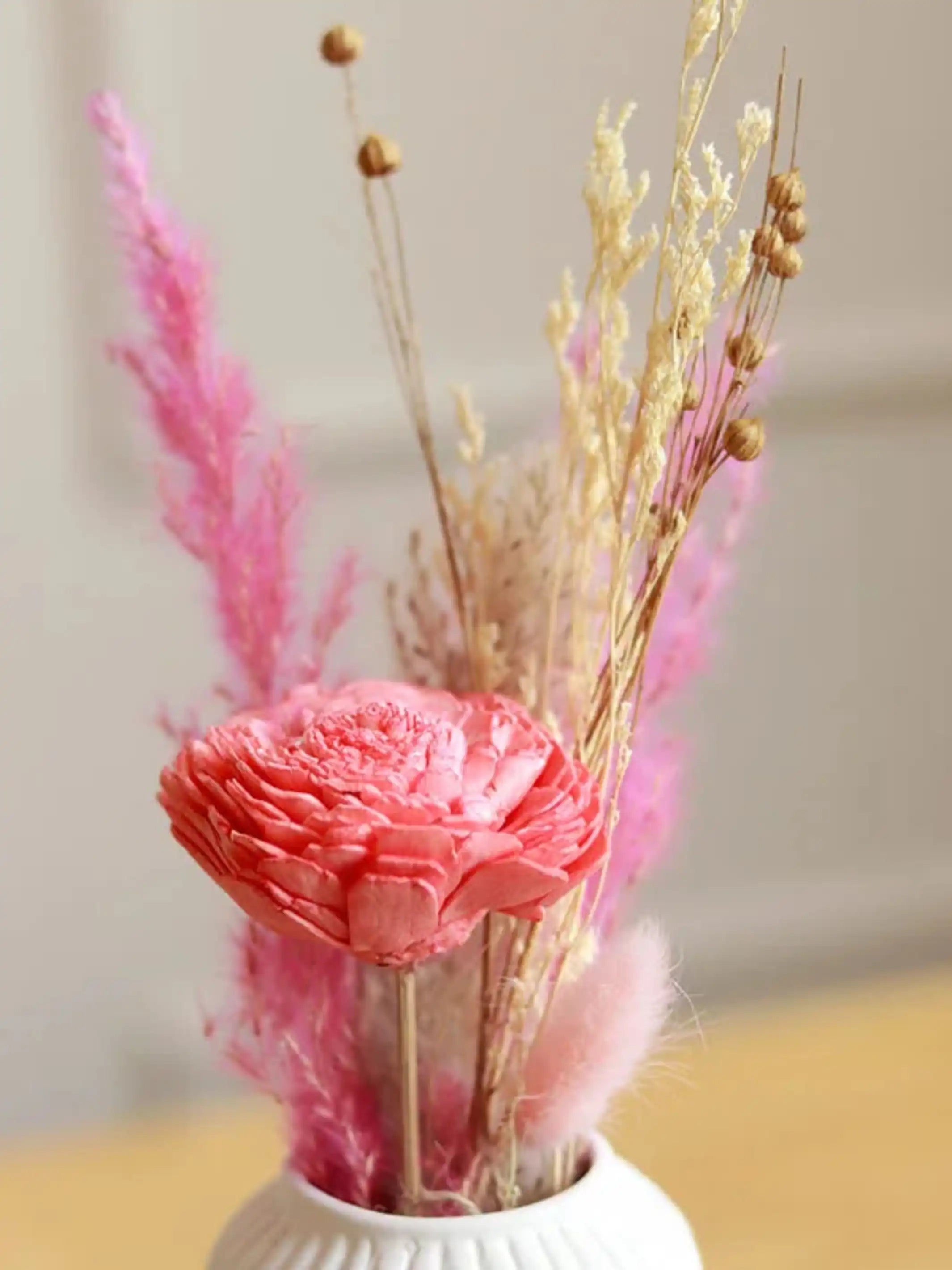 Mini Snow white vase with aroma mist bunch