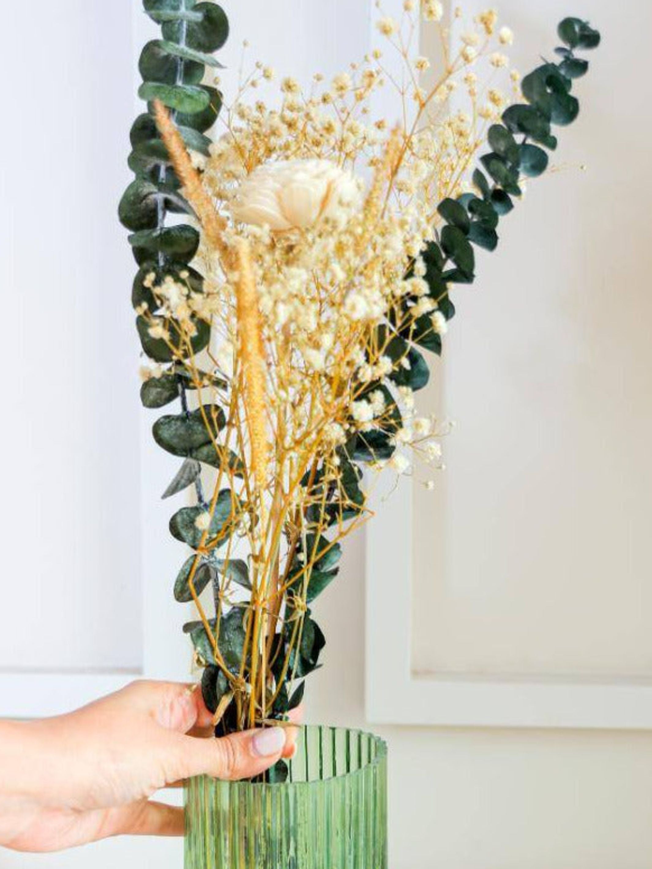 Green Horizon Bouquet Holder