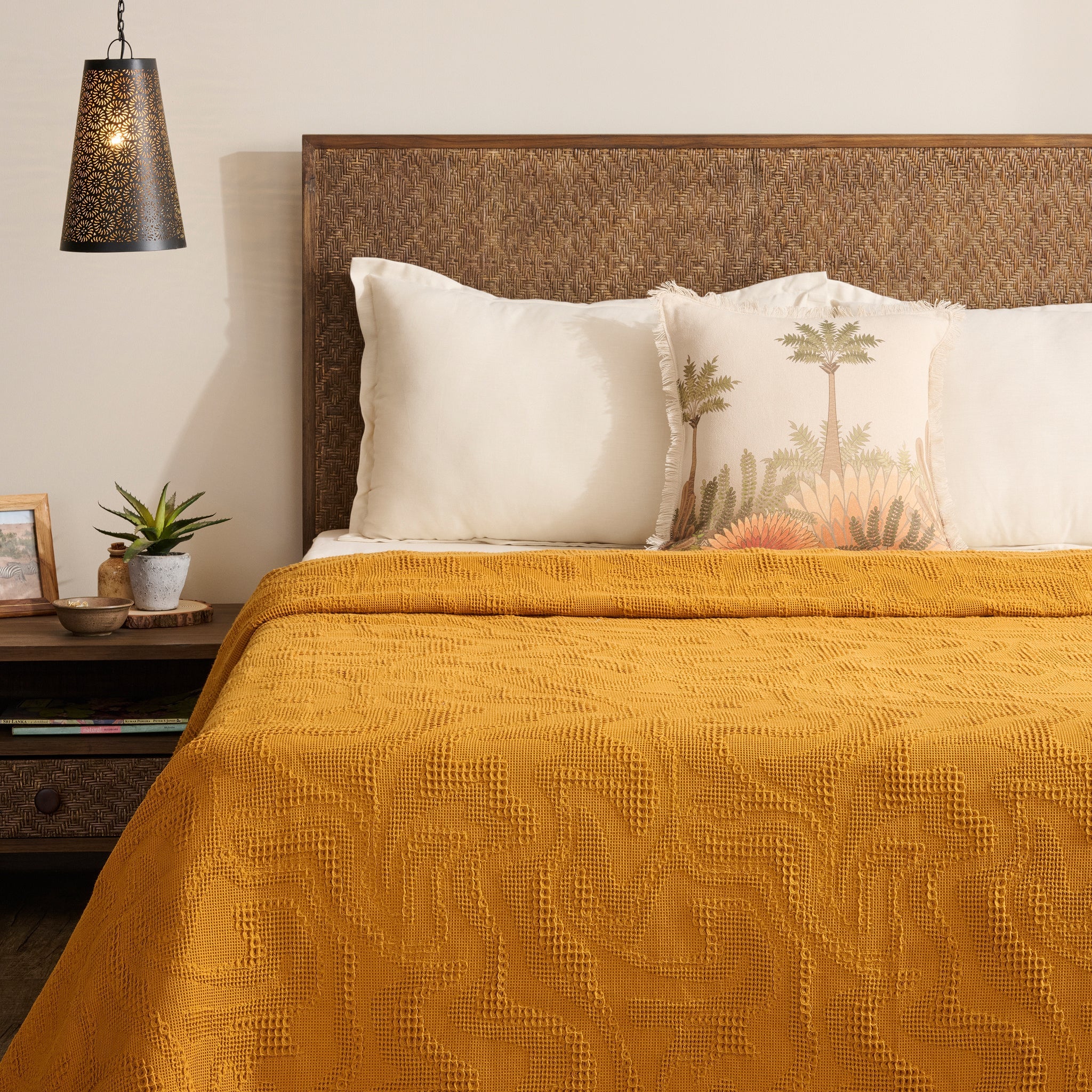 Damask | Cotton | Waffle | Bed Cover