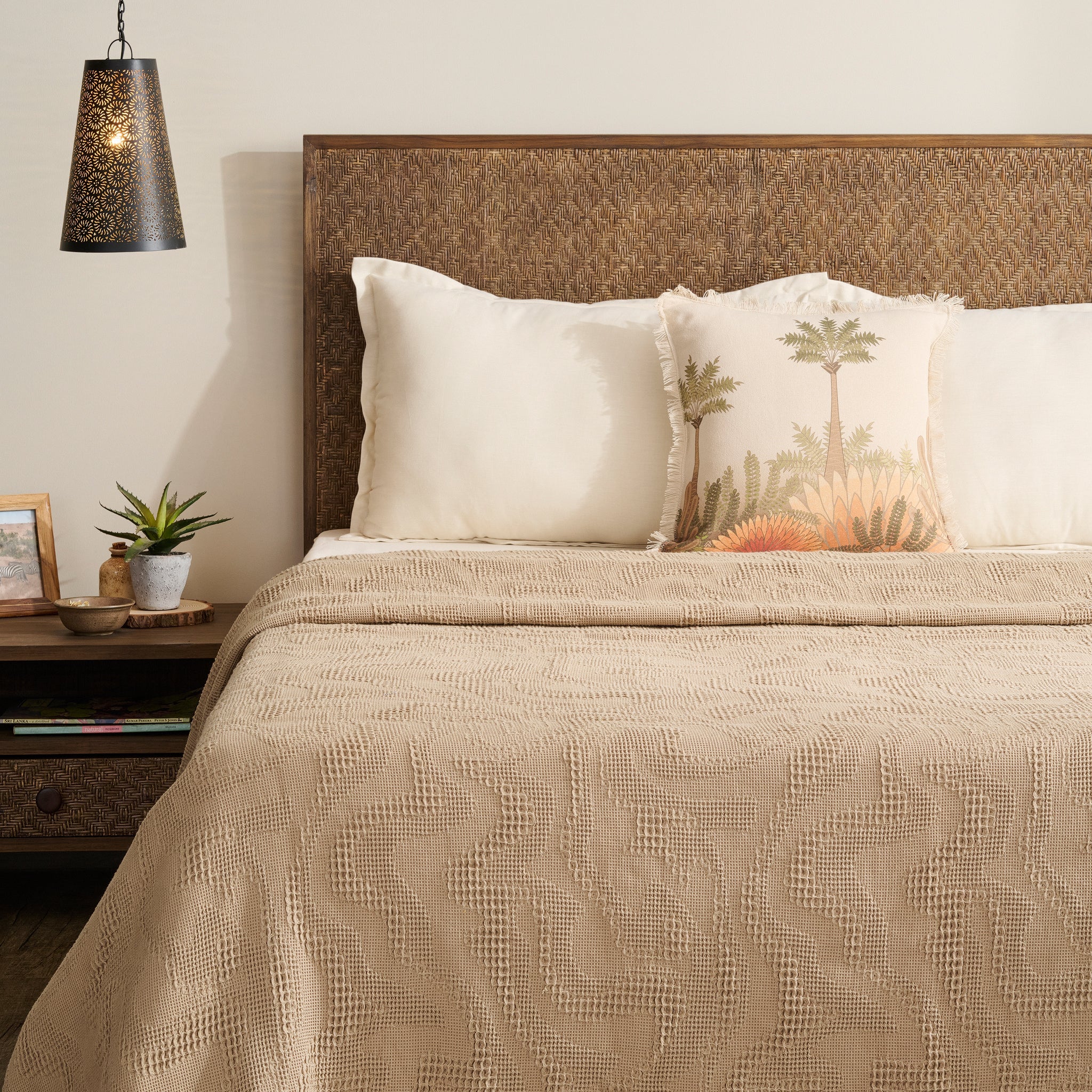 Damask | Cotton | Waffle | Bed Cover