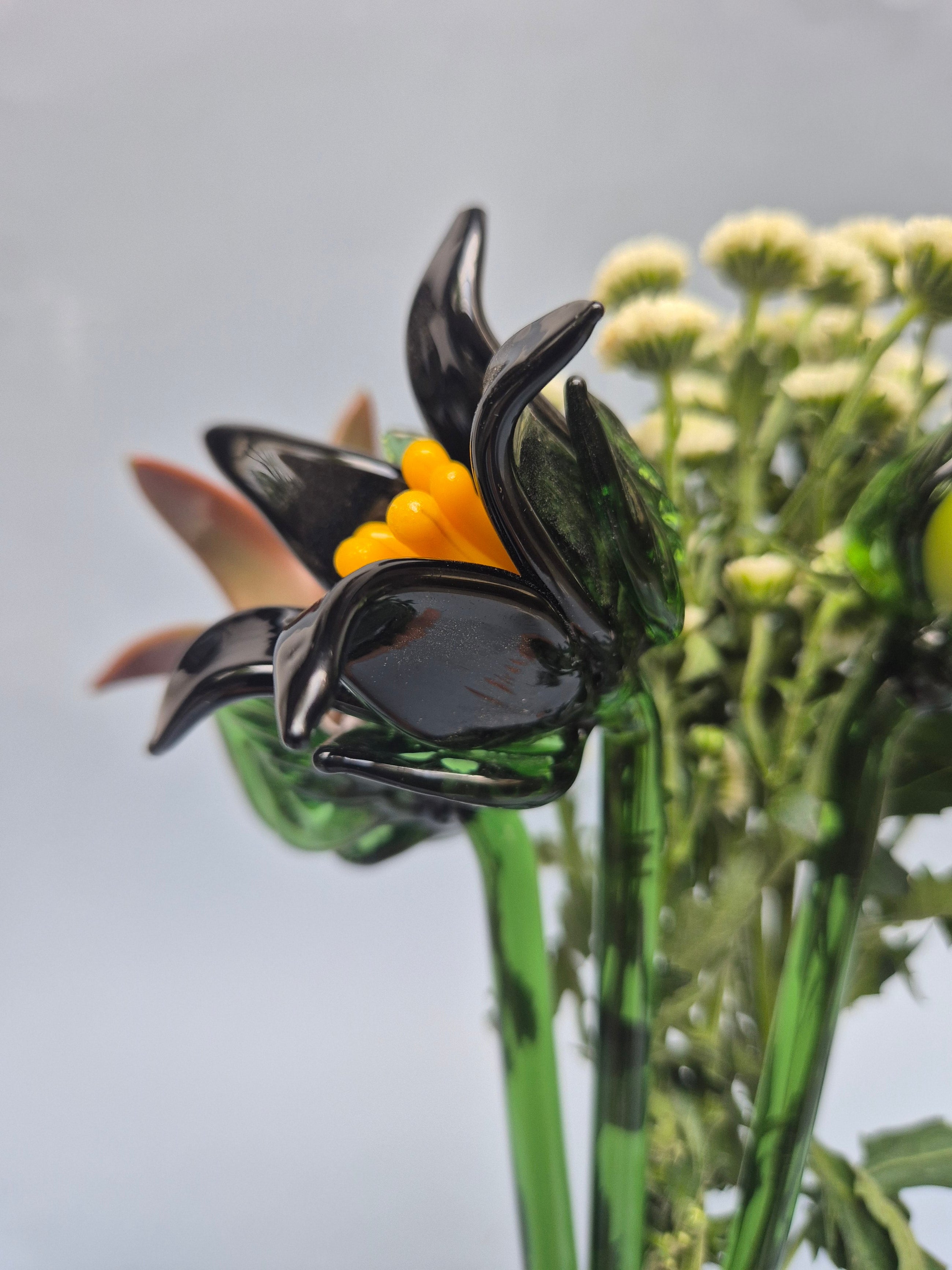Tinsel Lily Glass Flower Stem - Black