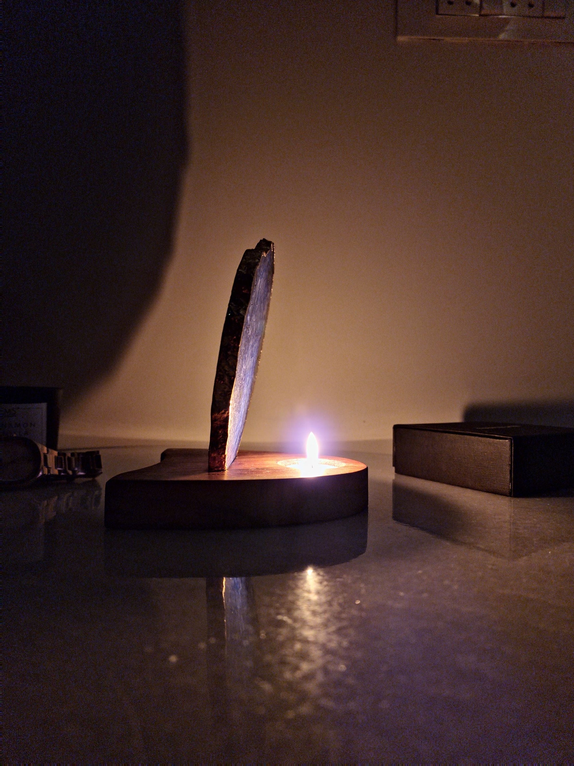 Agate Tealight Holder - Blue Gemstone Gold Plated With Wooden Stand