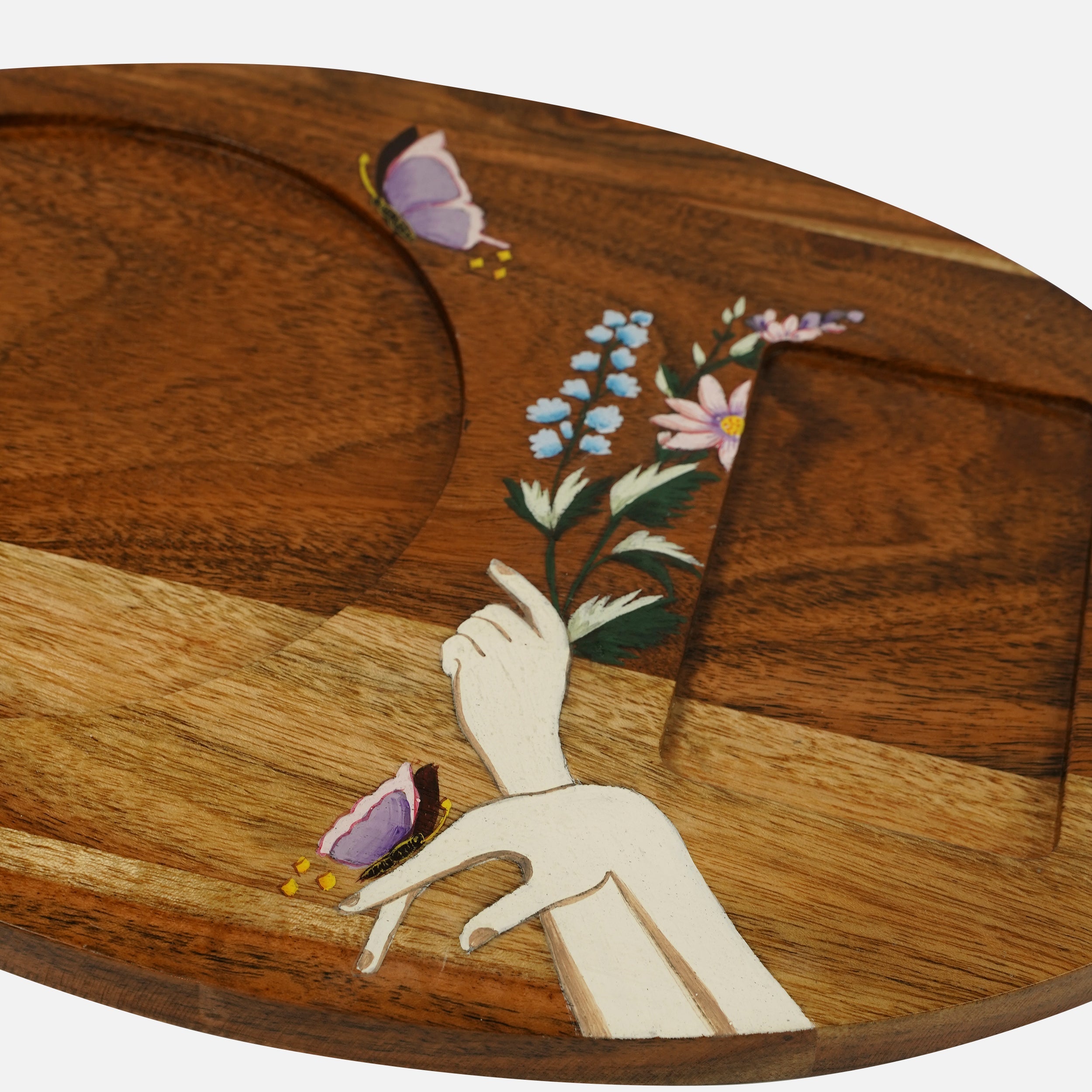 Aurela - Handmade Platter With Cloche