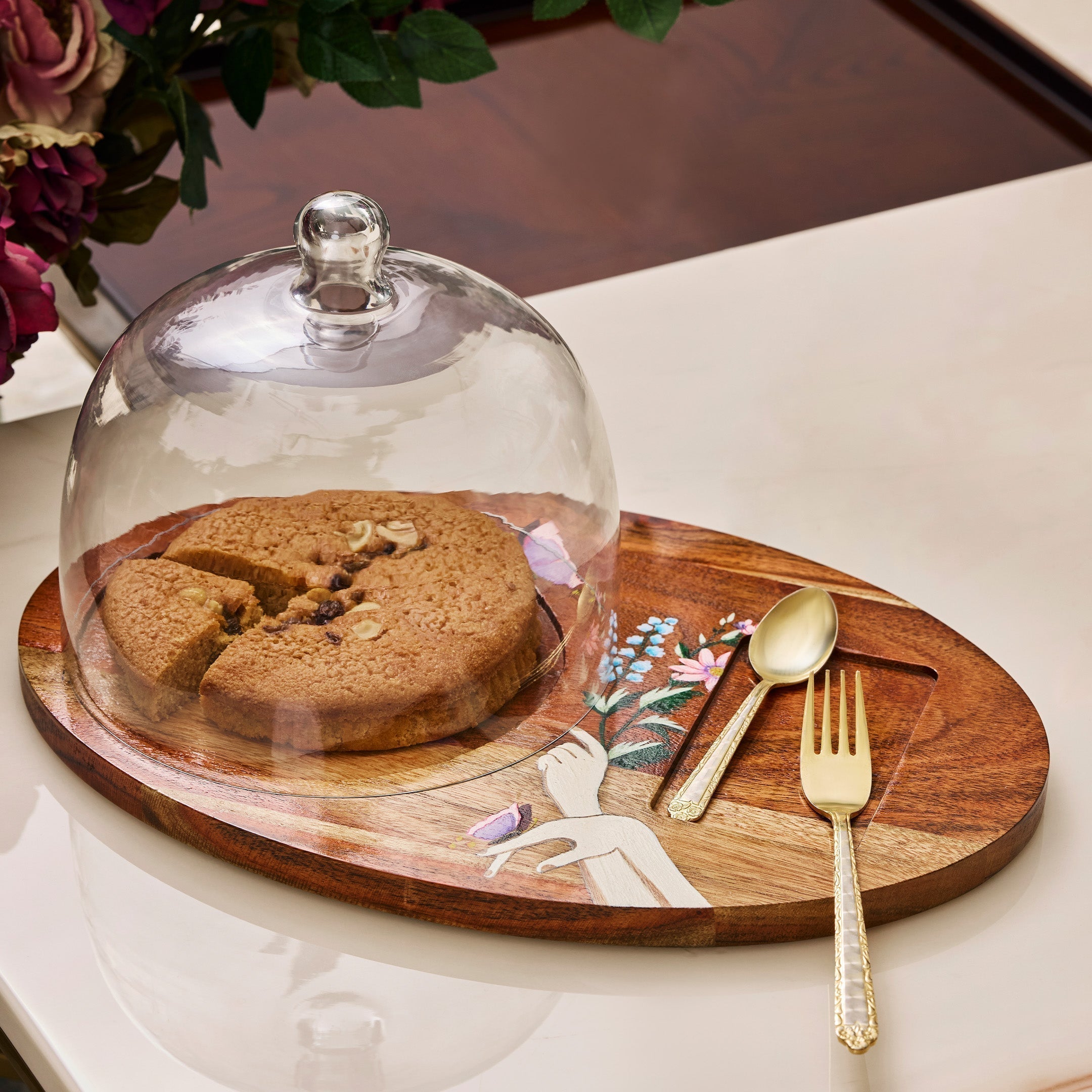Aurela - Handmade Platter With Cloche