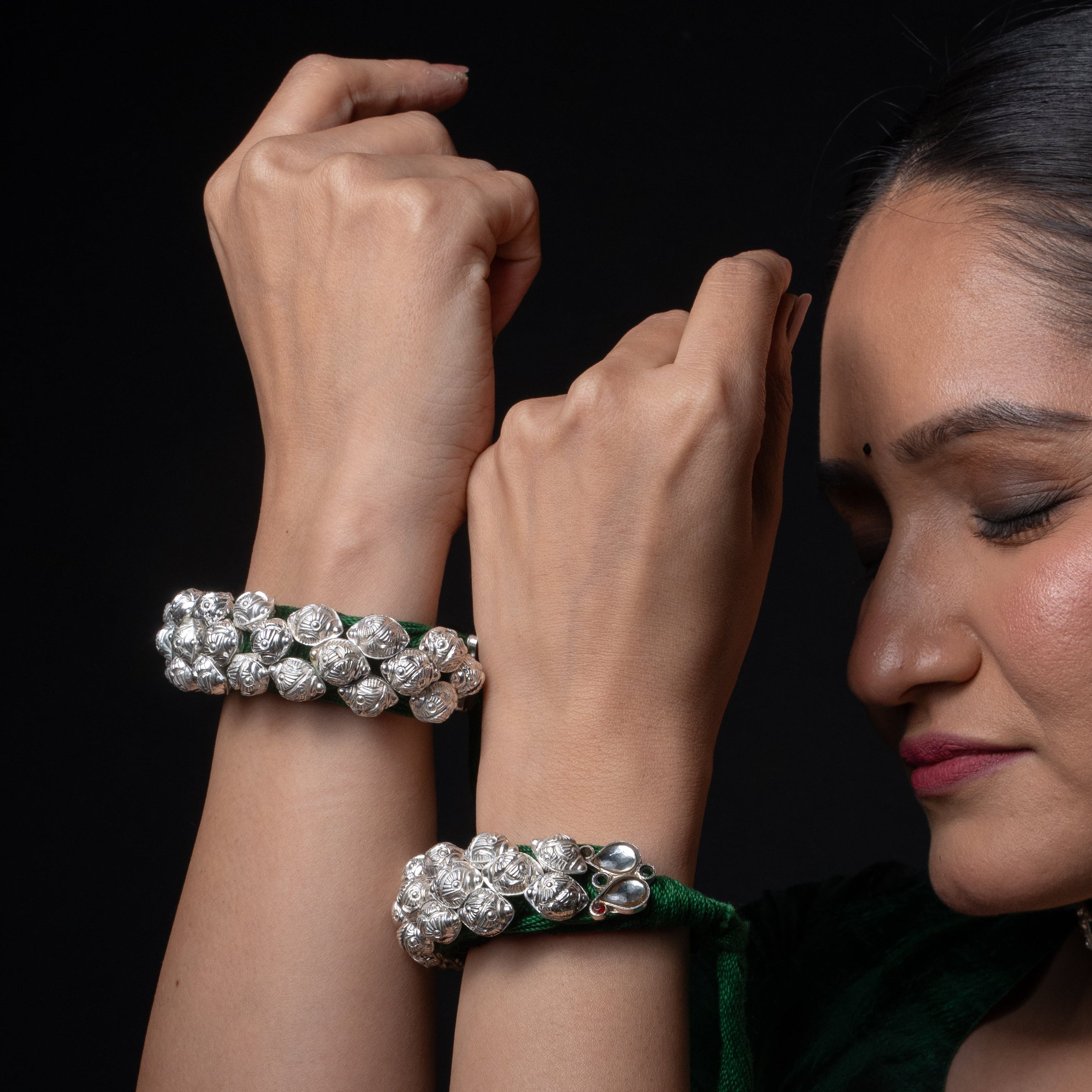 Deodar Pahuchi Silver Beads Bracelet (pair)